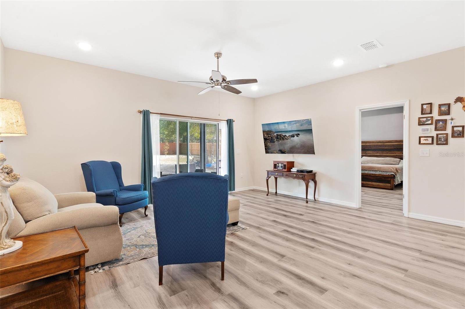 Image 13 of 49 For 41428 Tarpon Avenue