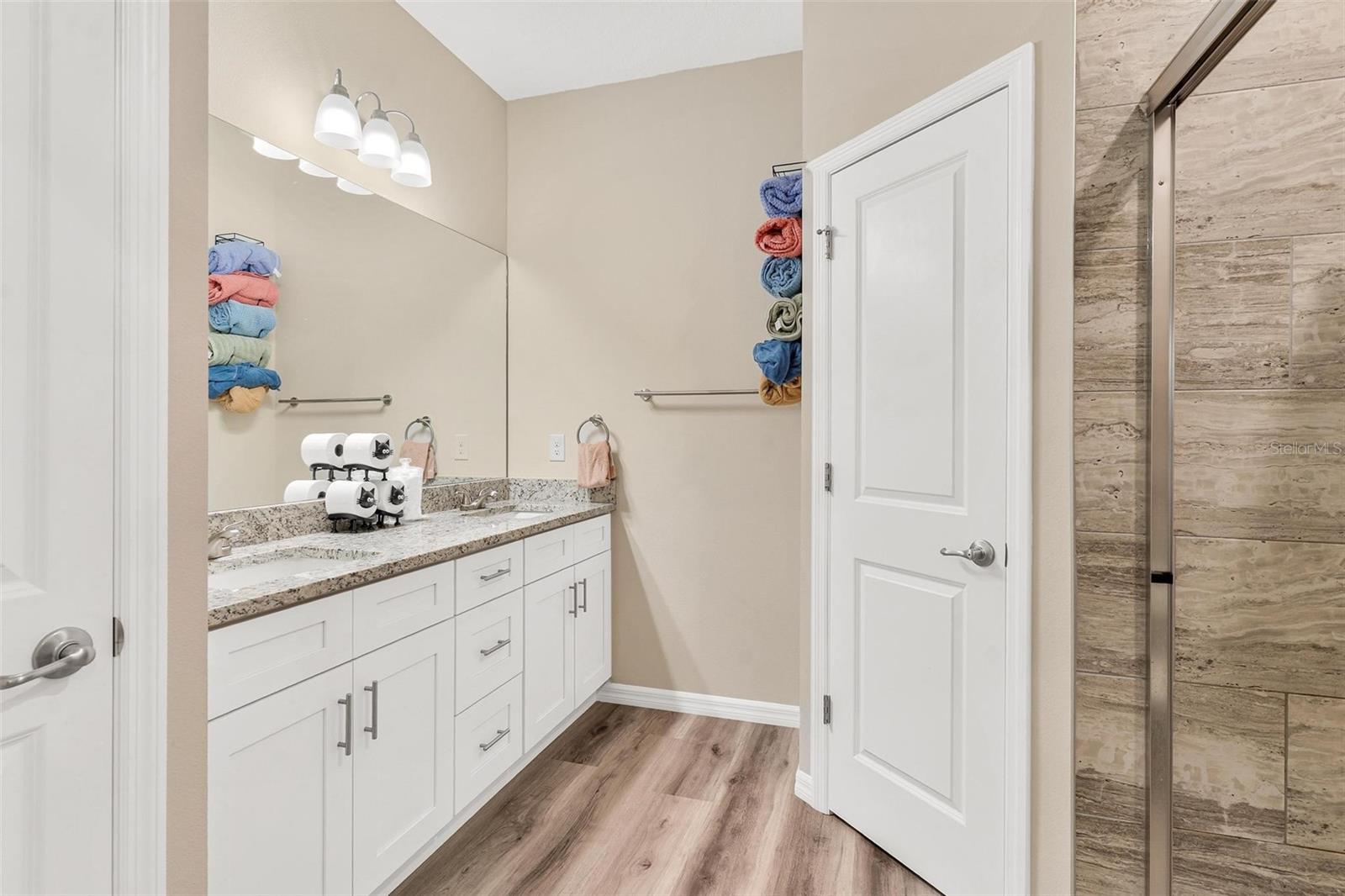 Image 16 of 49 For 41428 Tarpon Avenue