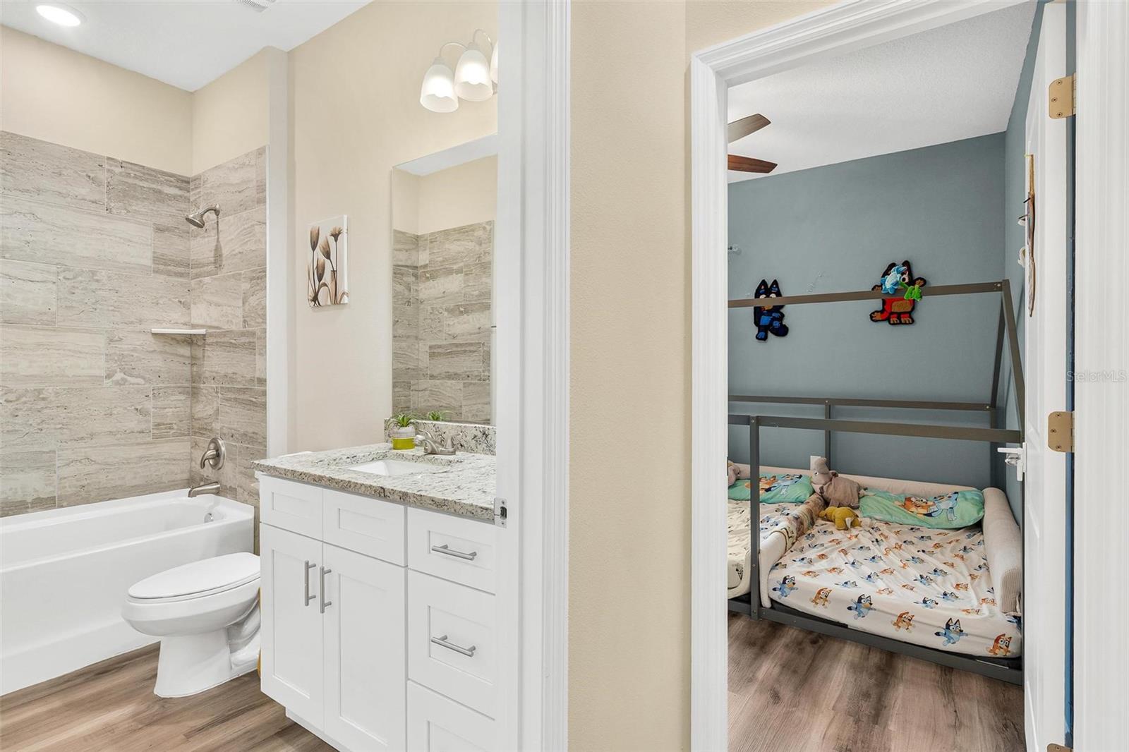 Image 23 of 49 For 41428 Tarpon Avenue