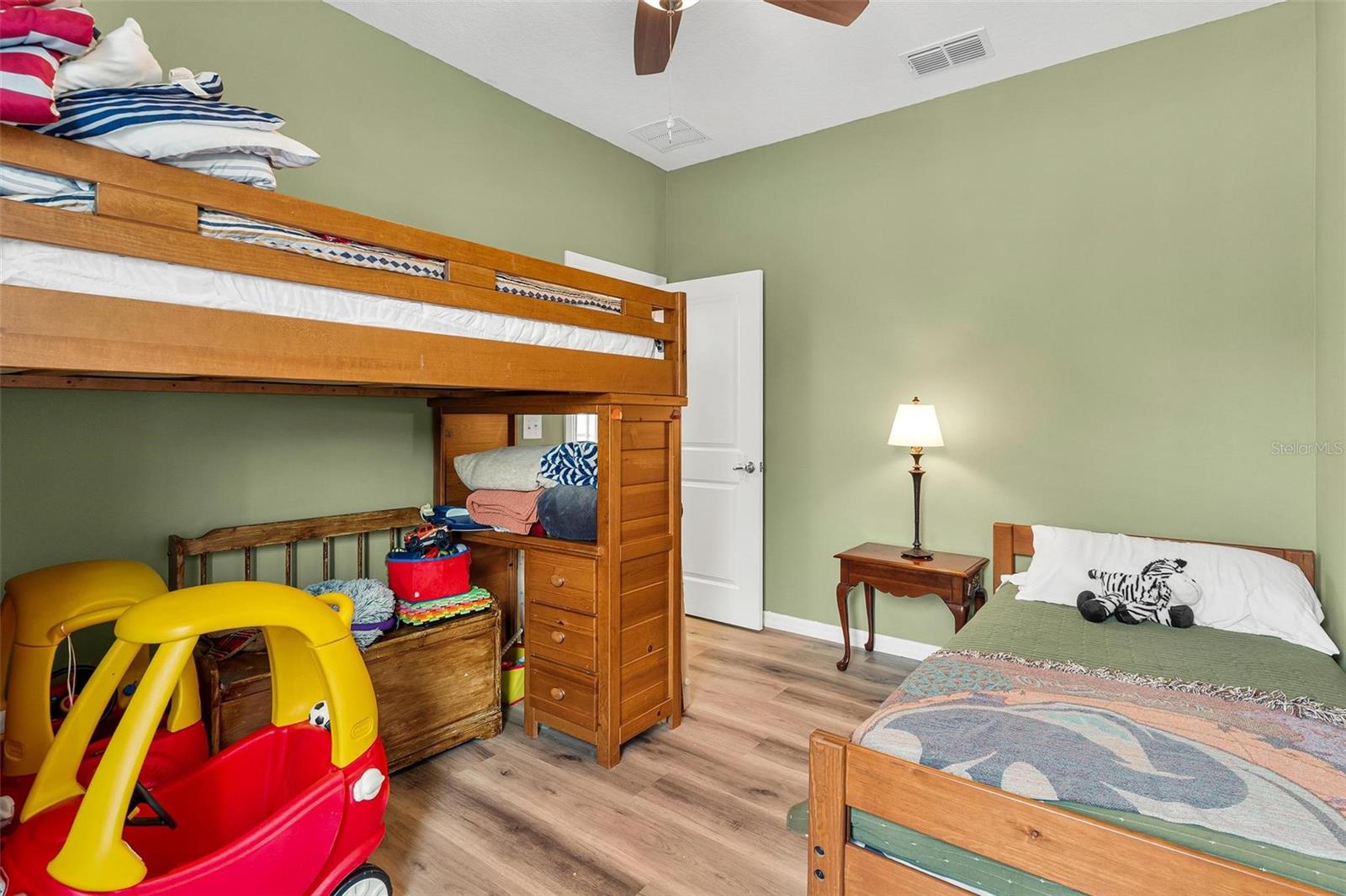 Image 25 of 49 For 41428 Tarpon Avenue