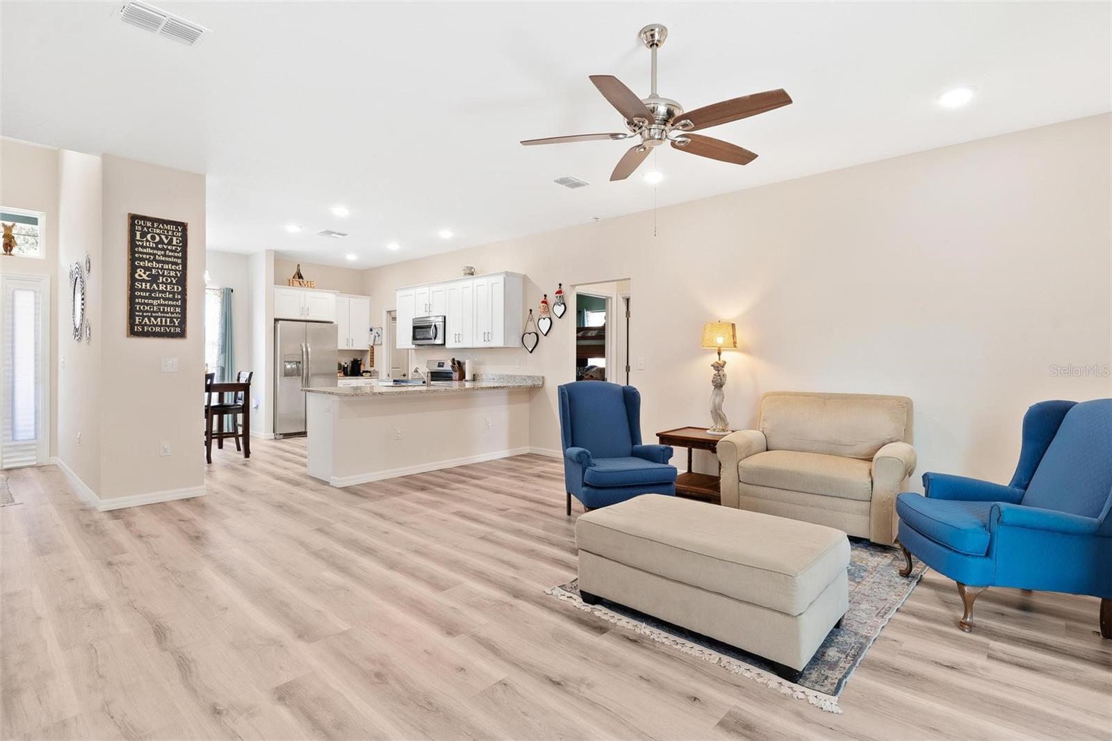 Image 27 of 49 For 41428 Tarpon Avenue