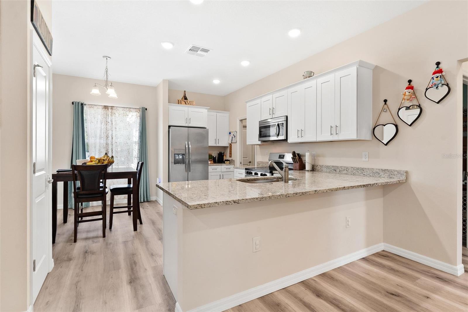 Image 8 of 49 For 41428 Tarpon Avenue