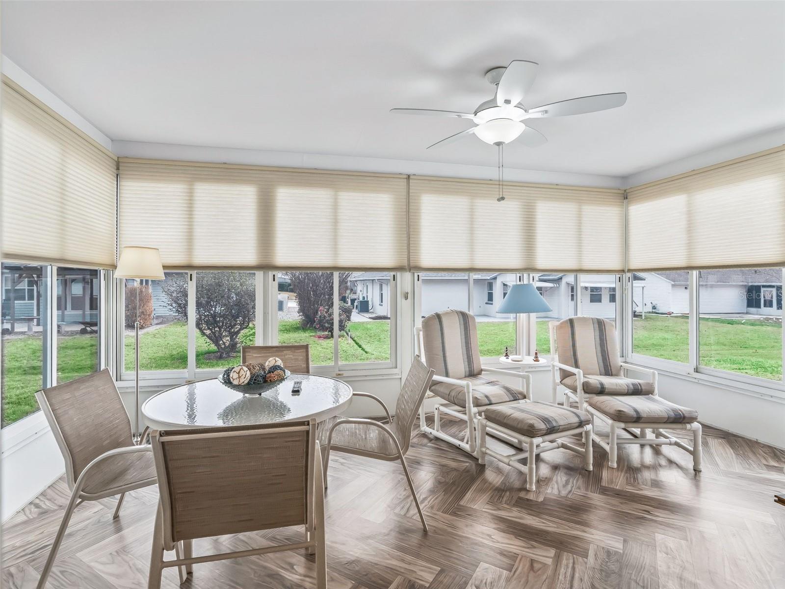 Image 28 of 47 For 2003 Tweed Court