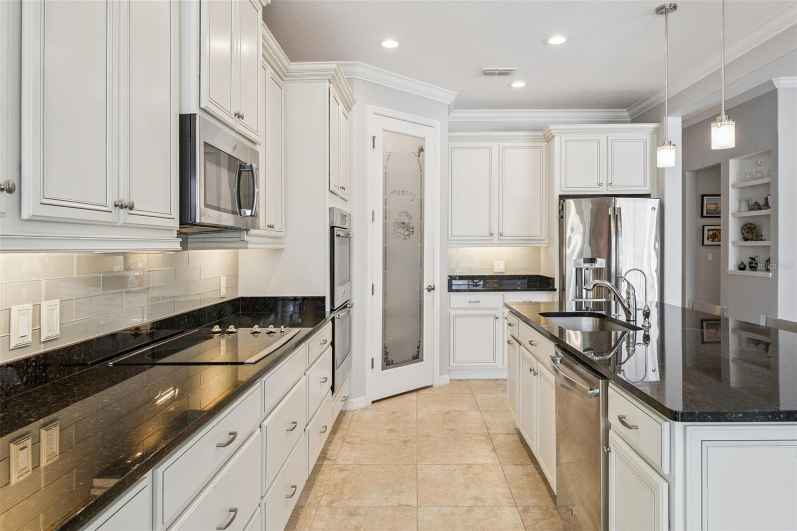 Image 15 of 75 For 812 San Raphael Street