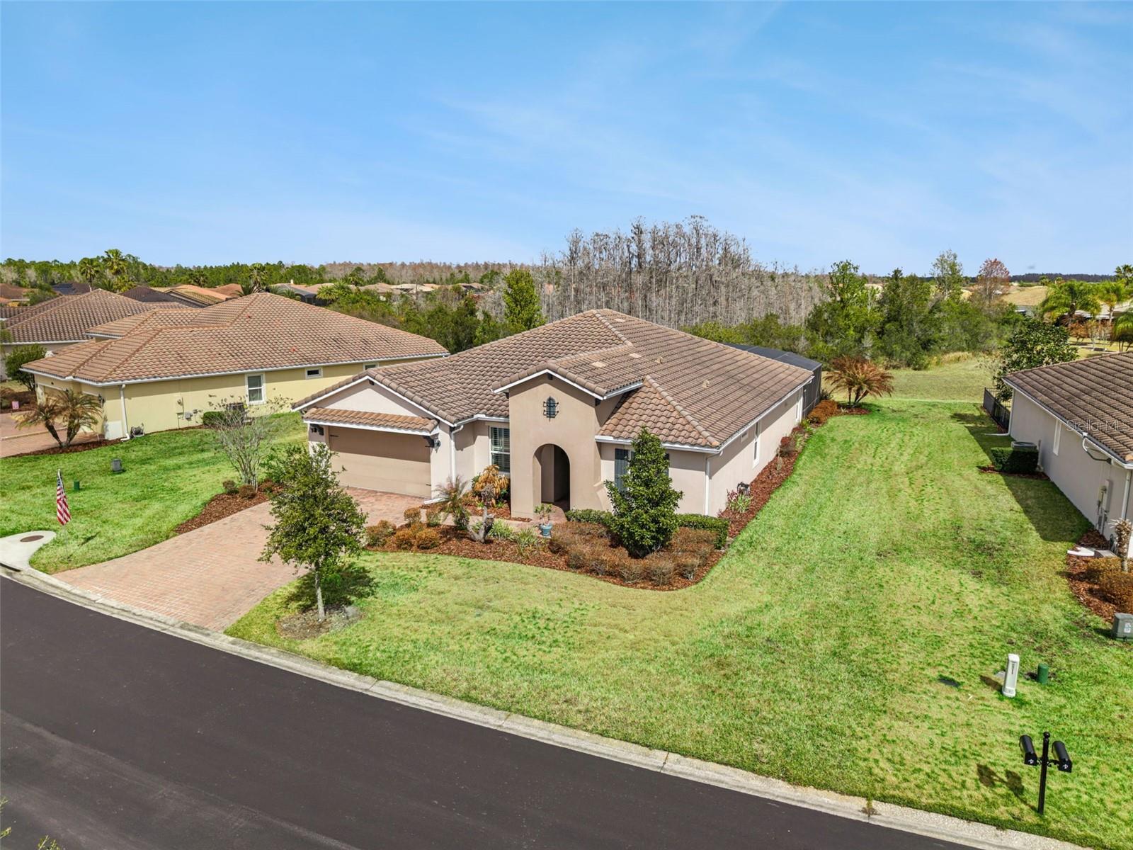 Image 36 of 75 For 812 San Raphael Street