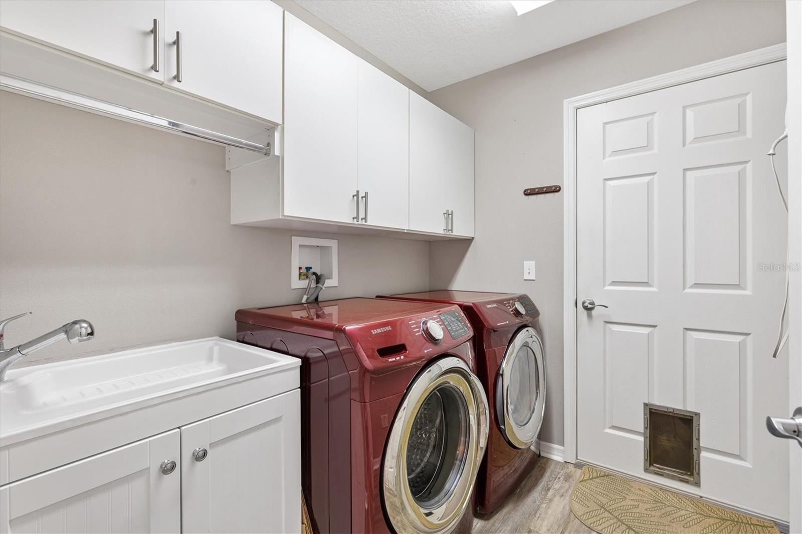 Image 22 of 39 For 3768 Infinity Run