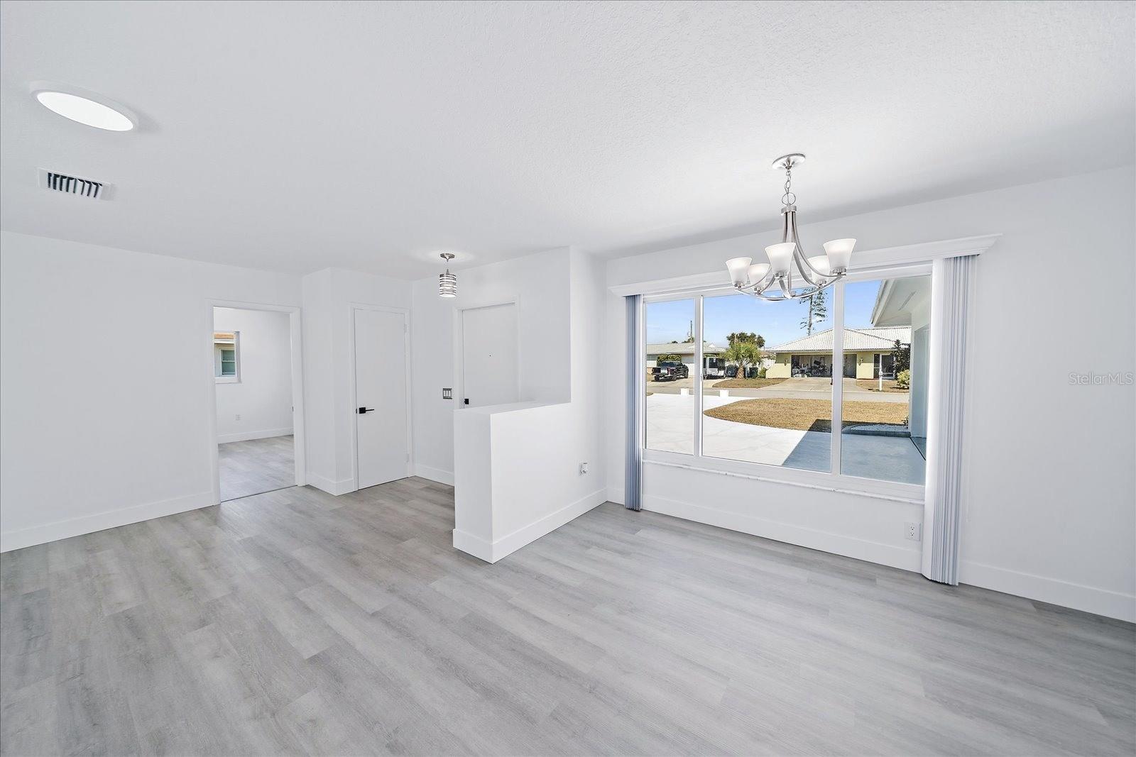 Image 10 of 36 For 2210 Blackwood Drive