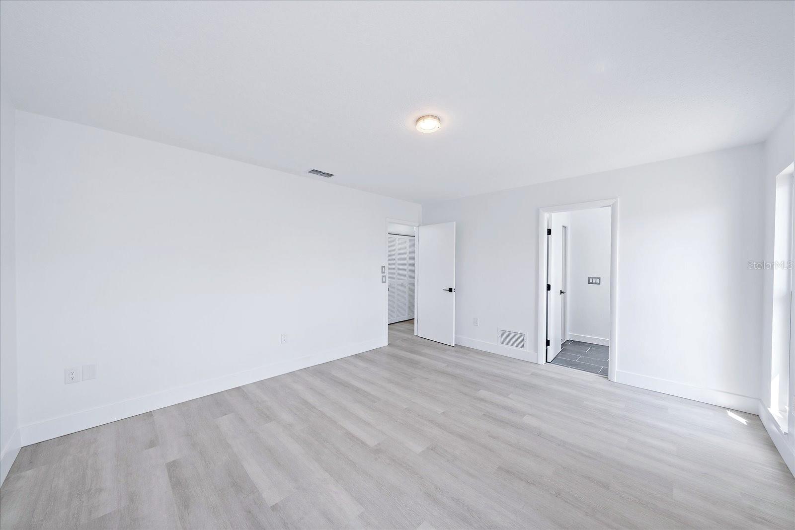 Image 23 of 36 For 2210 Blackwood Drive