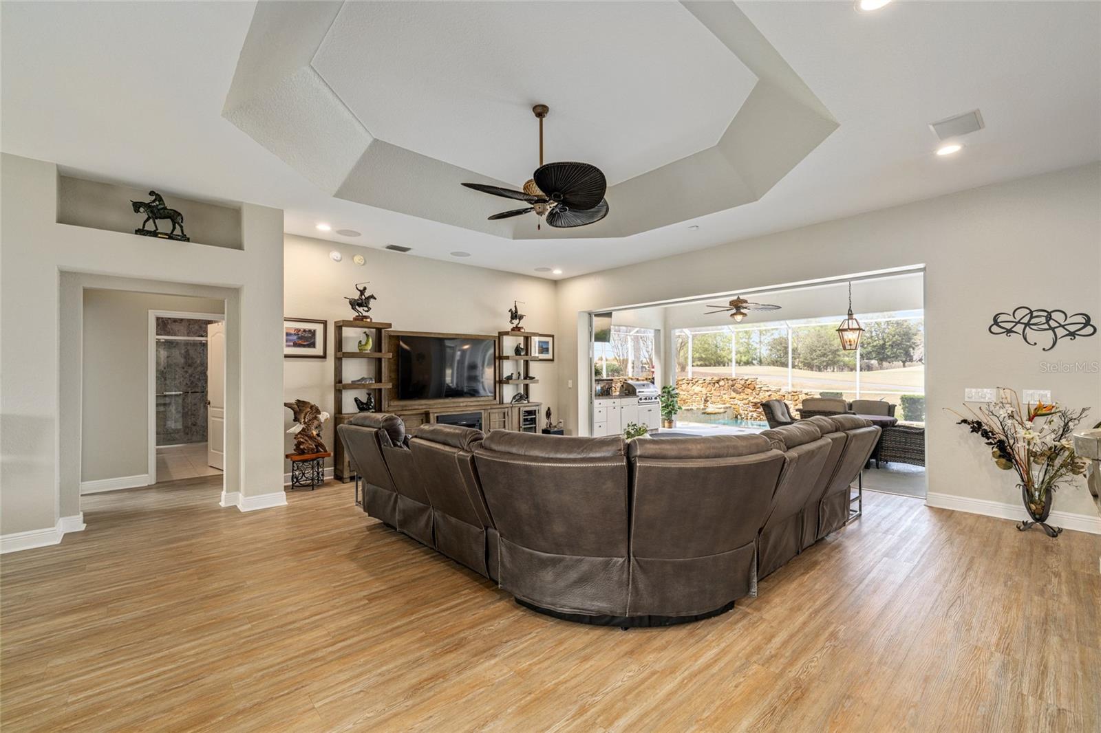 Image 8 of 75 For 8645 177th Grassmere Street