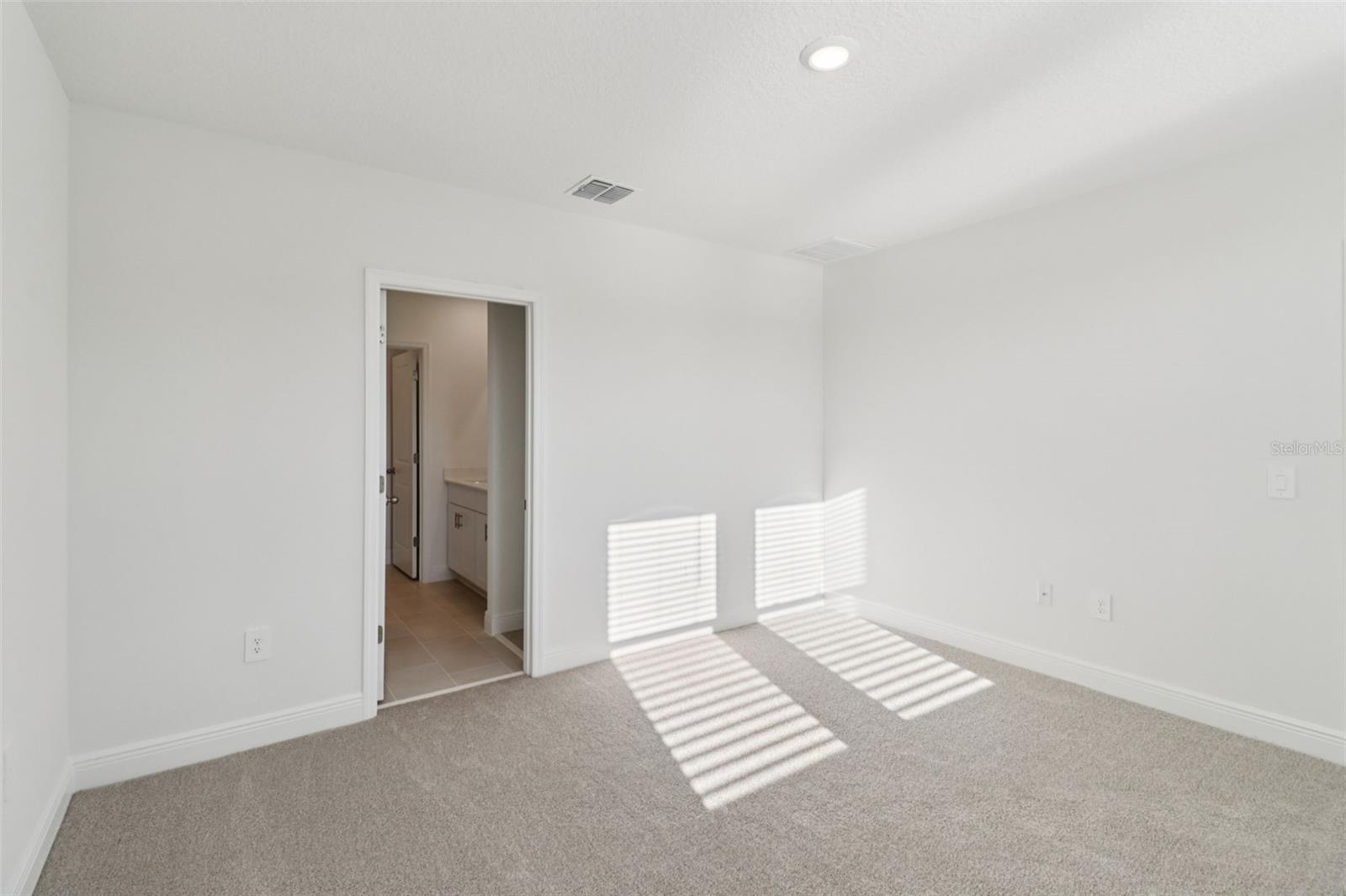 Image 12 of 25 For 875 Sunshower Drive