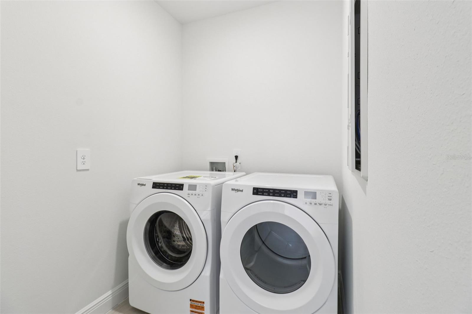 Image 16 of 25 For 875 Sunshower Drive