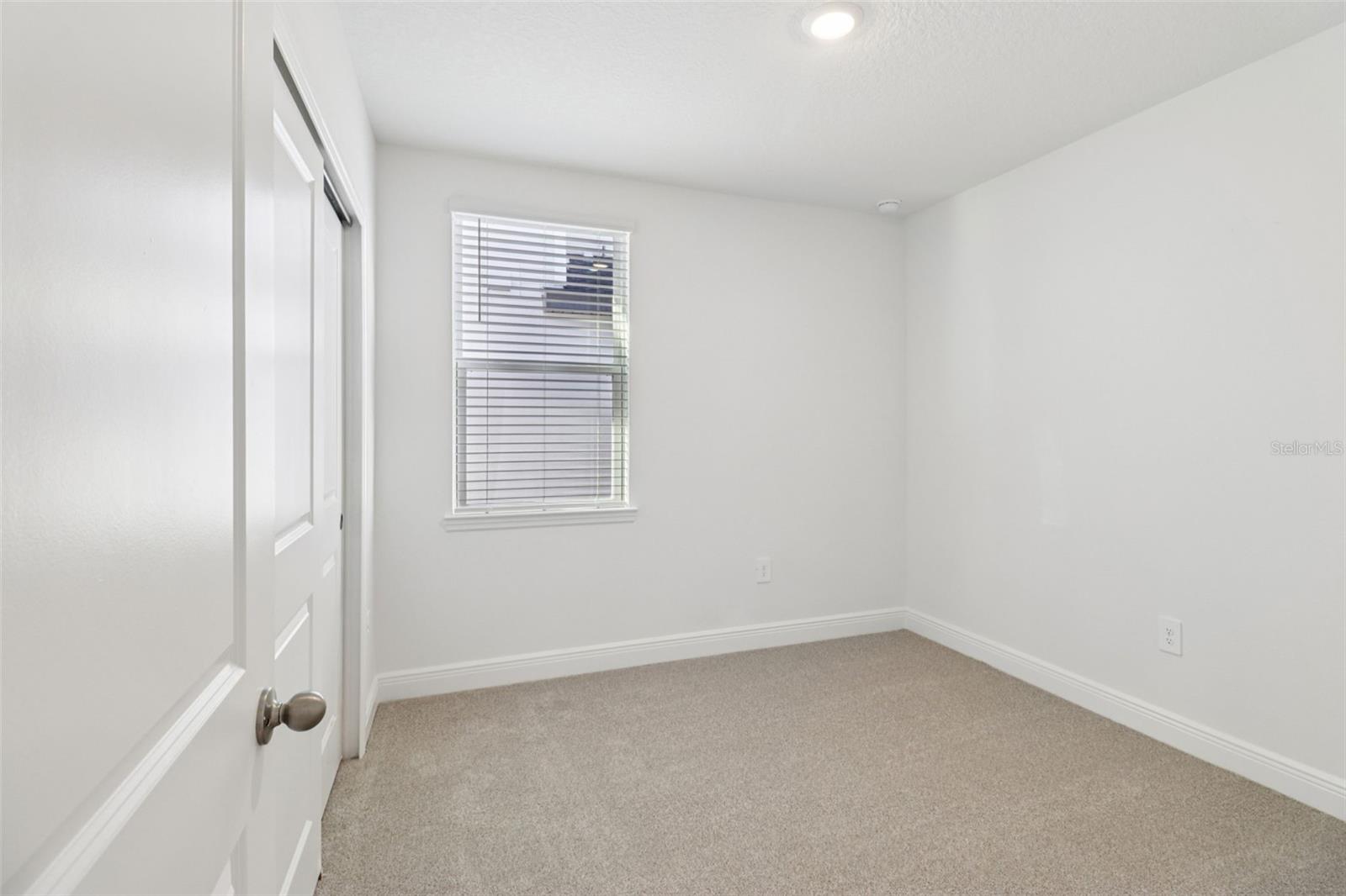 Image 17 of 25 For 875 Sunshower Drive