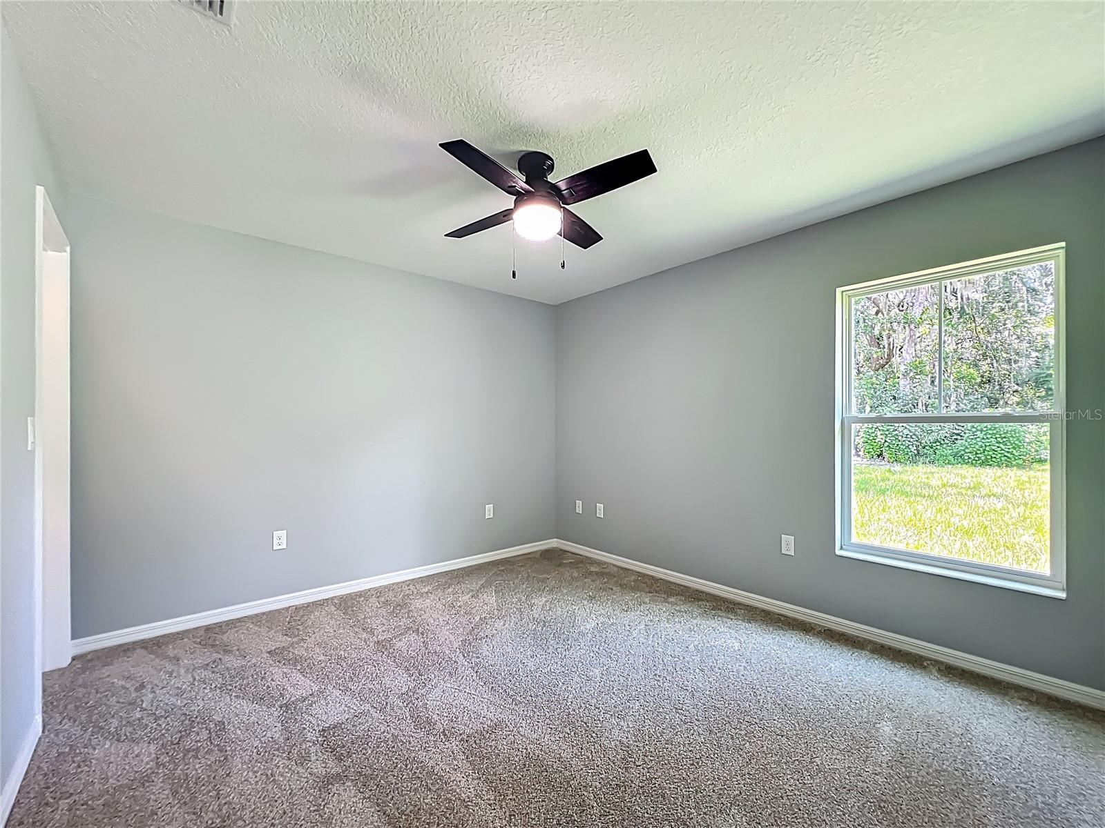 Image 24 of 47 For 919 Cr 482c  