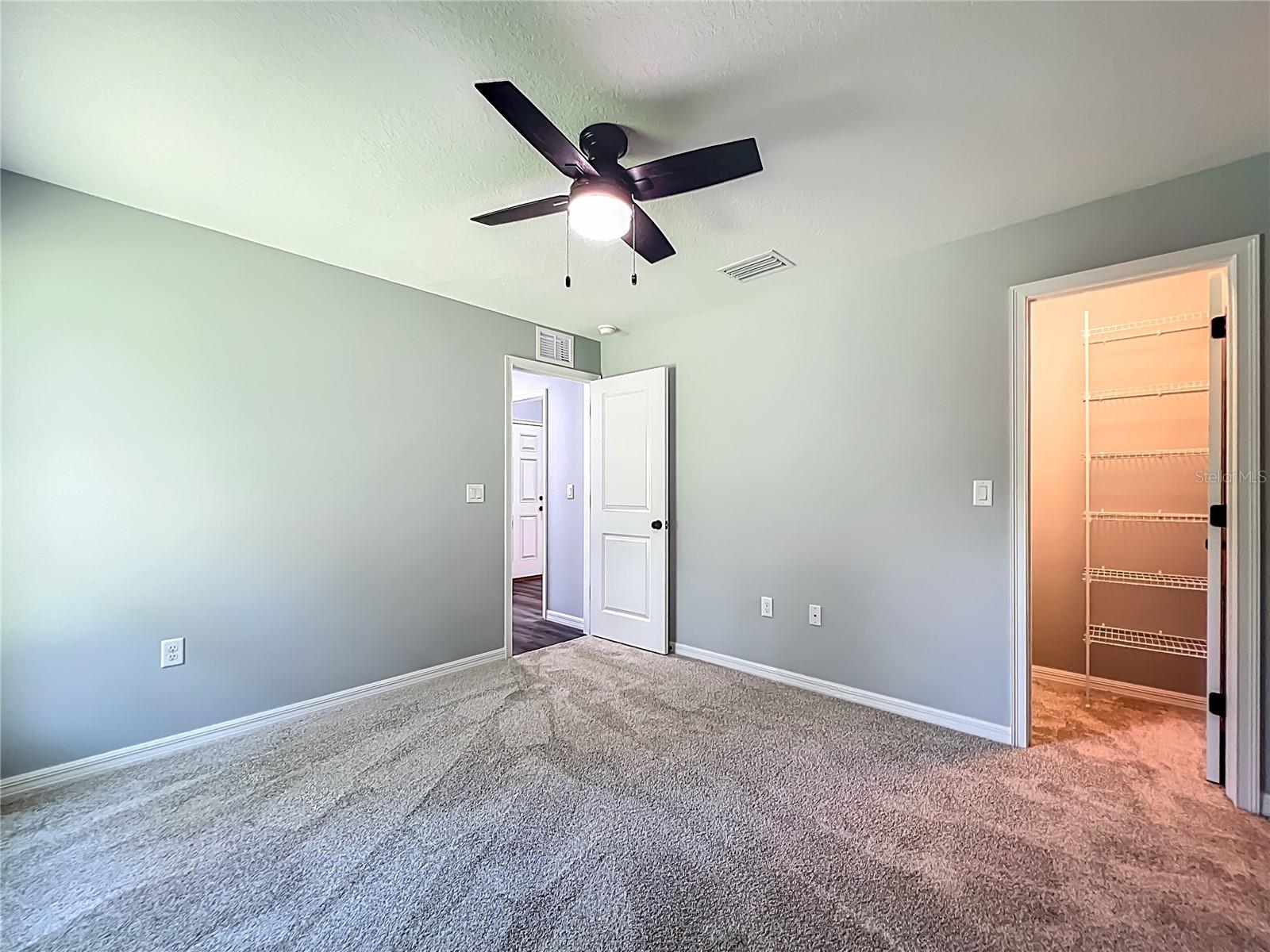 Image 26 of 47 For 919 Cr 482c  