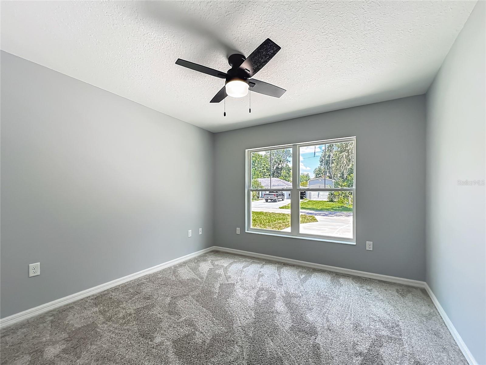 Image 27 of 47 For 919 Cr 482c  