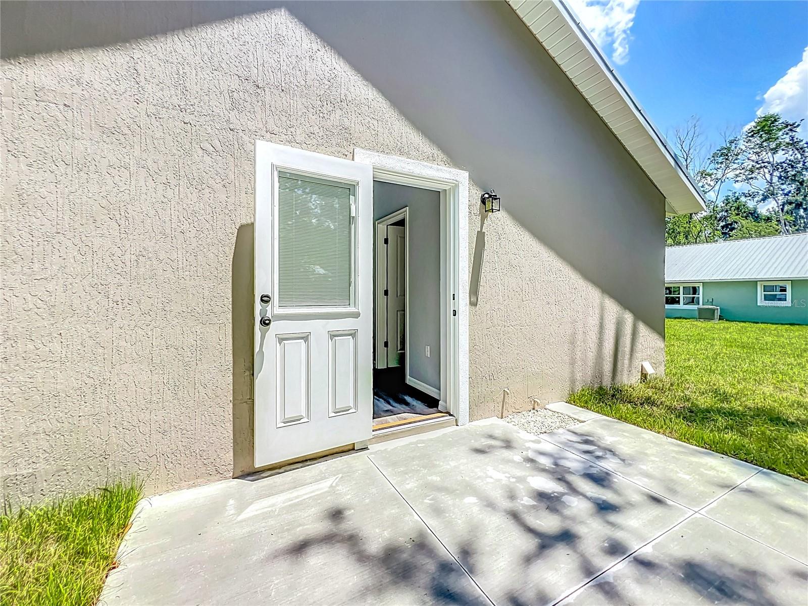 Image 34 of 47 For 919 Cr 482c  