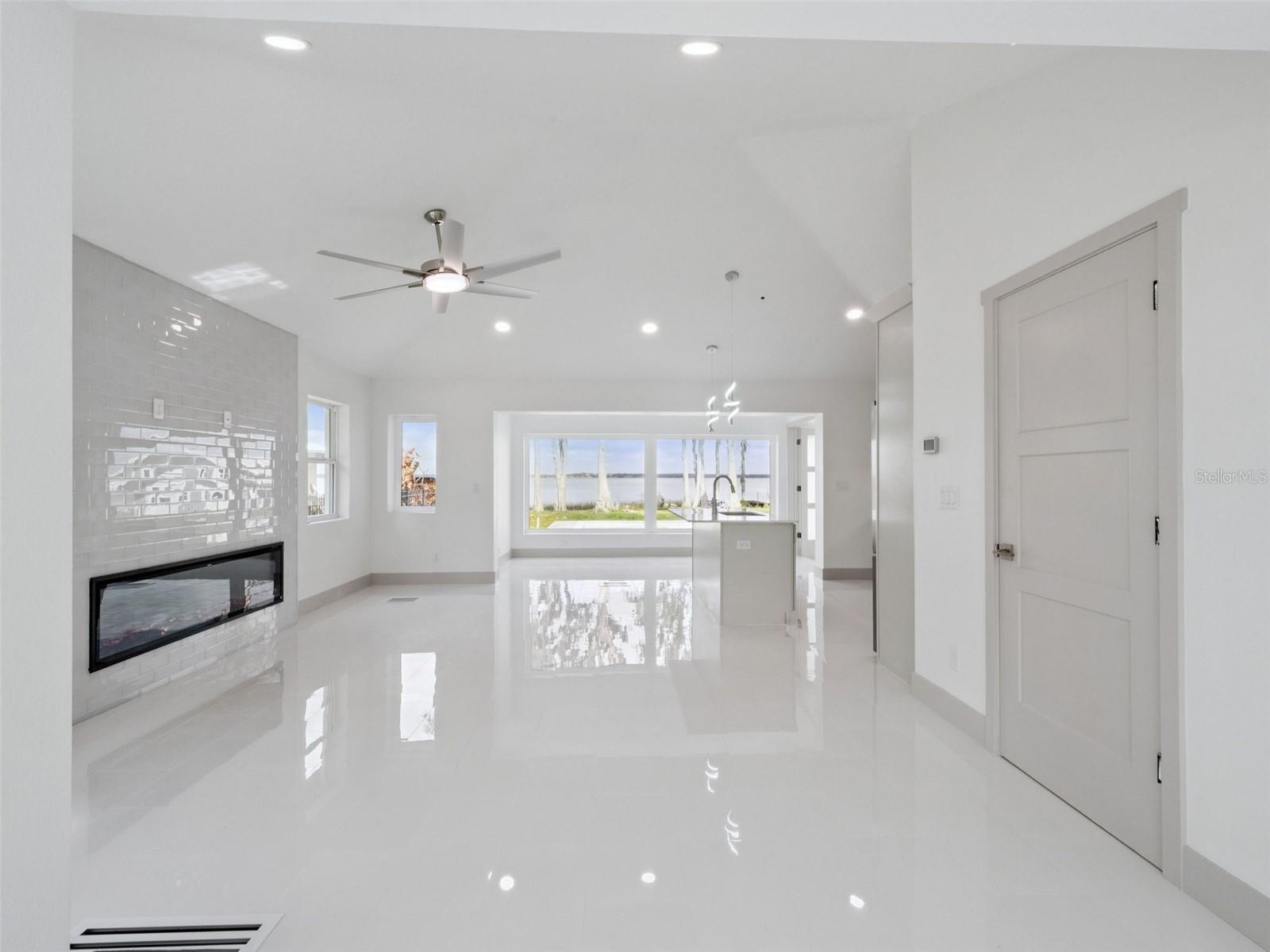 Image 15 of 39 For 28055 Leuty Road