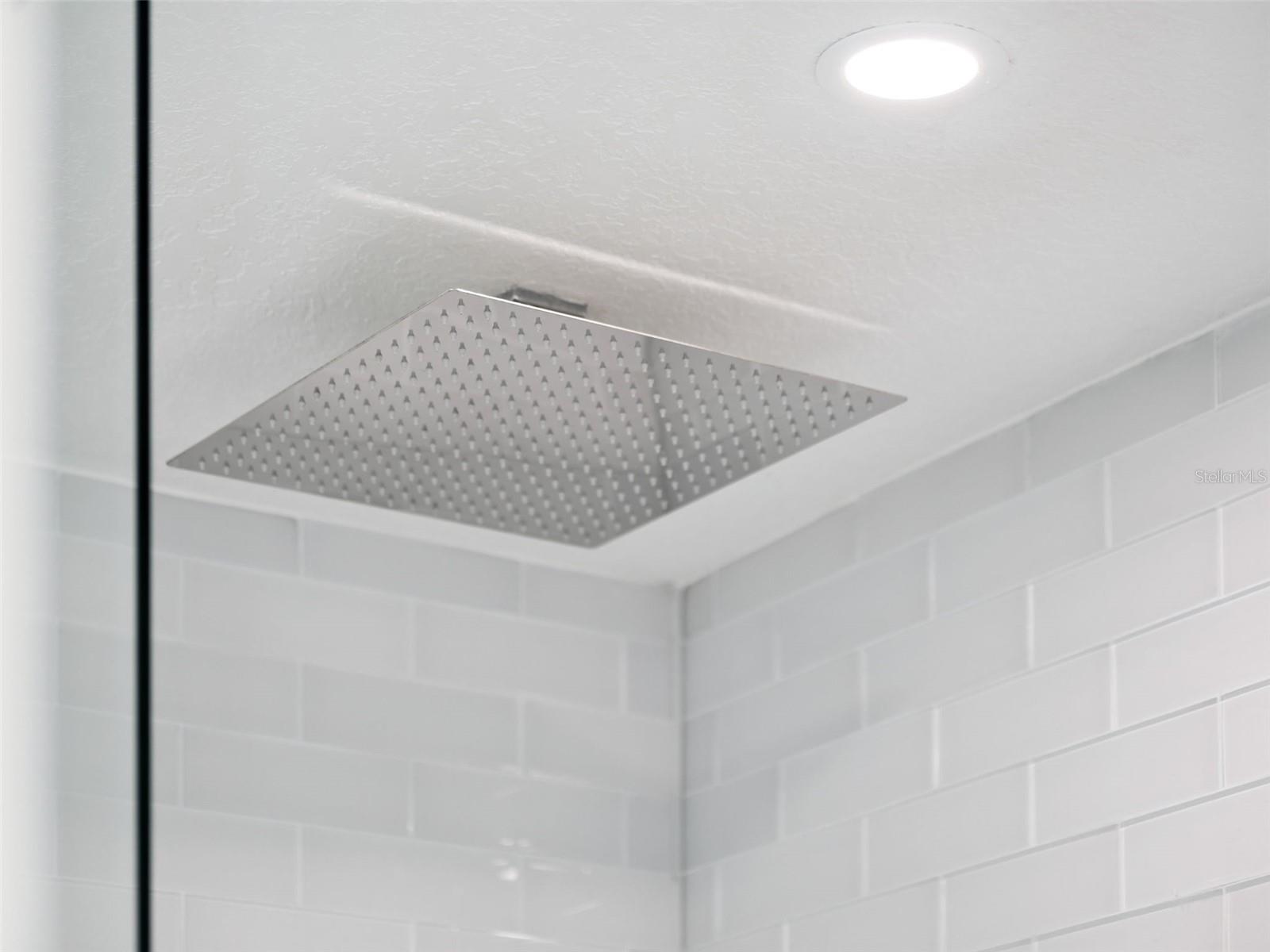 Image 19 of 39 For 28055 Leuty Road