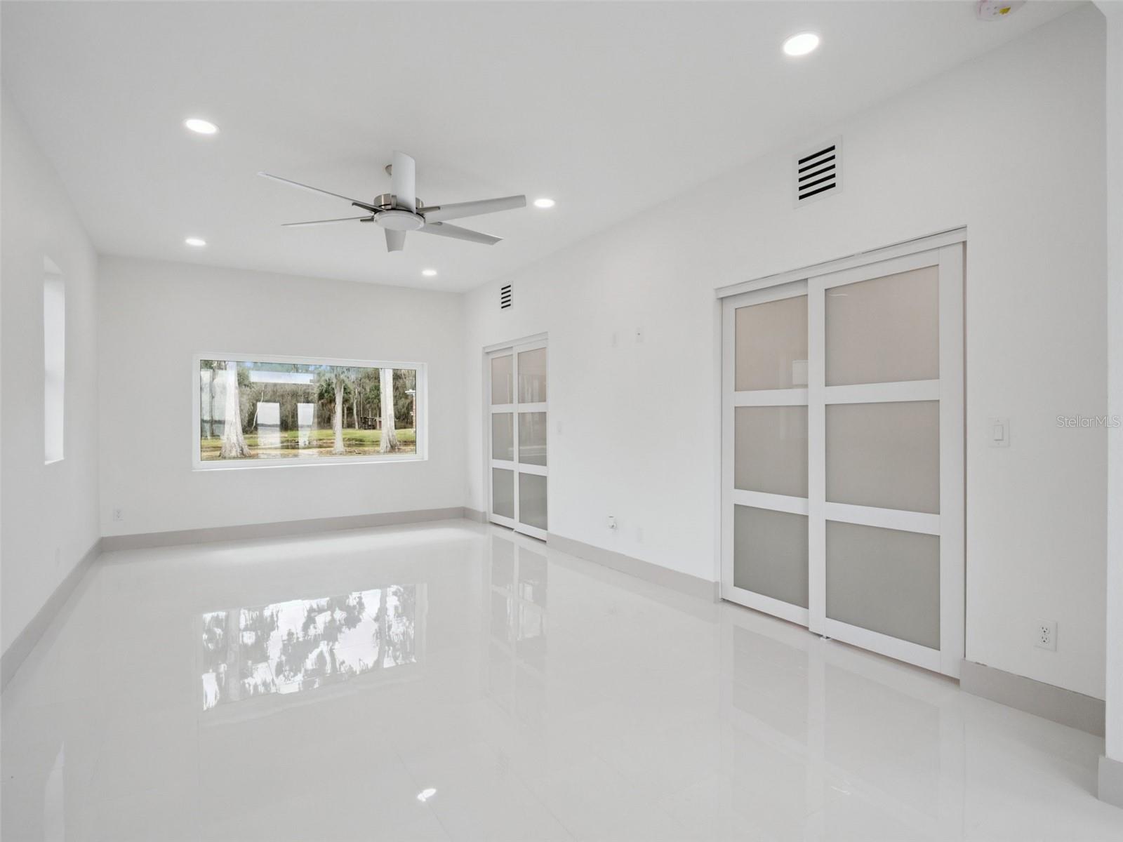 Image 24 of 39 For 28055 Leuty Road