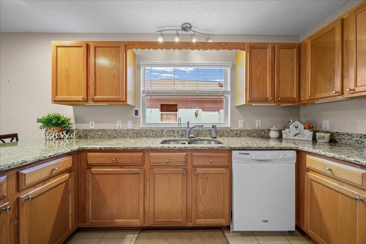 Image 16 of 77 For 821 San Salvador Drive