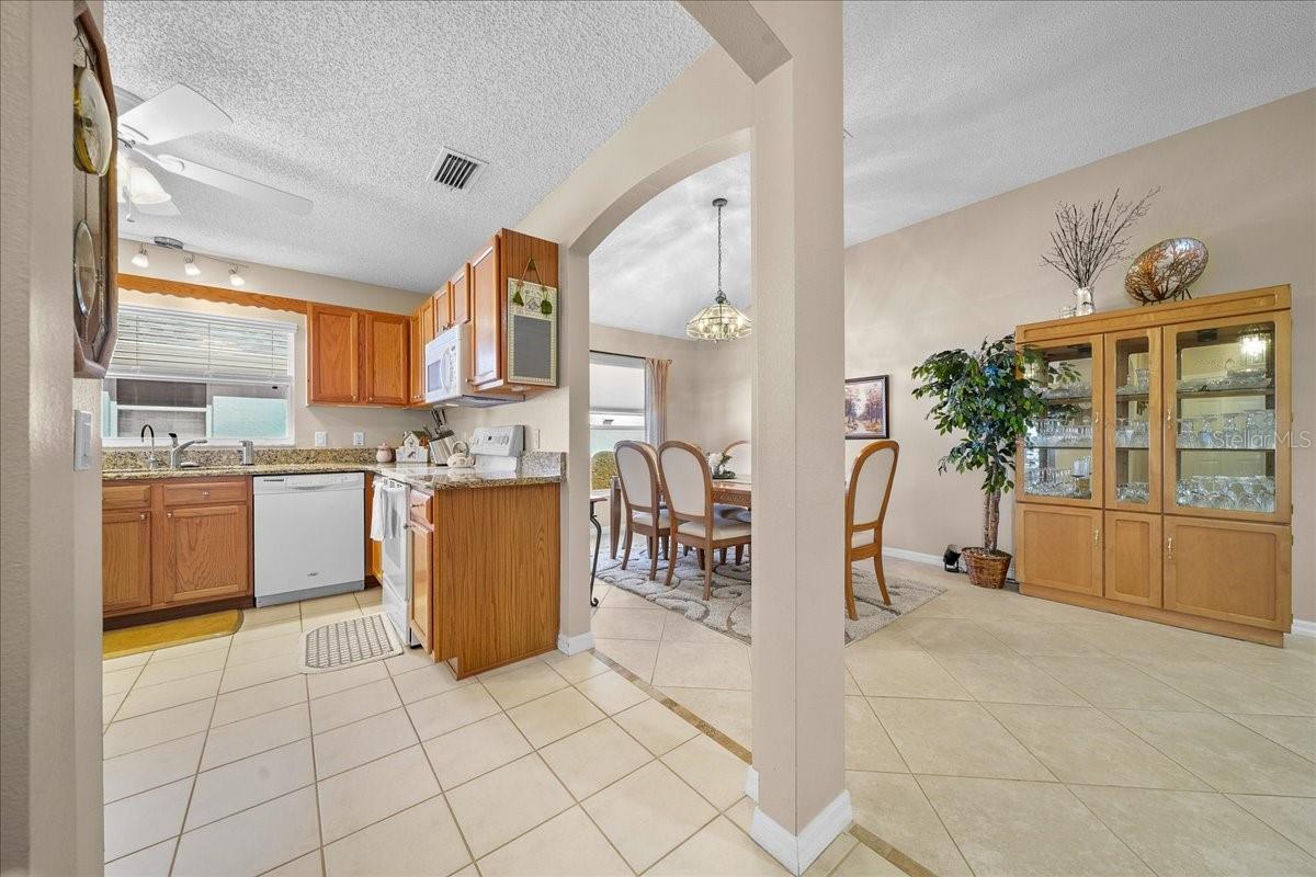 Image 22 of 77 For 821 San Salvador Drive