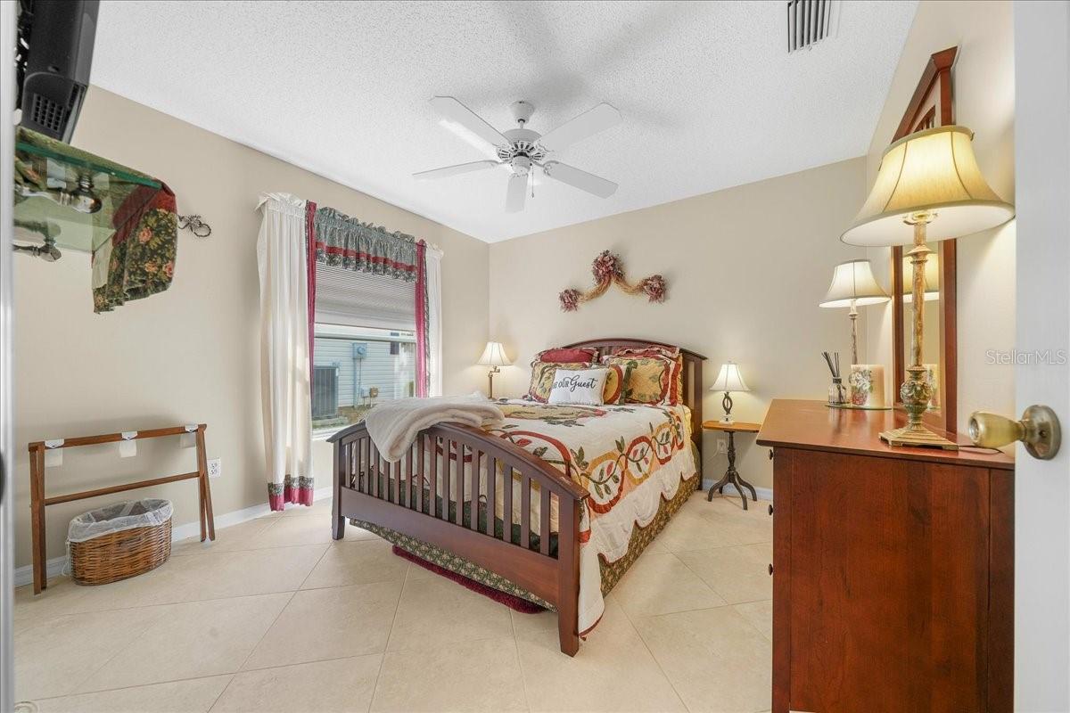 Image 40 of 77 For 821 San Salvador Drive