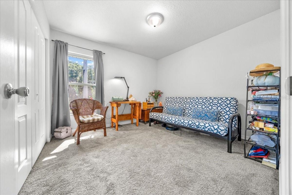 Image 22 of 40 For 543 Rooks Avenue