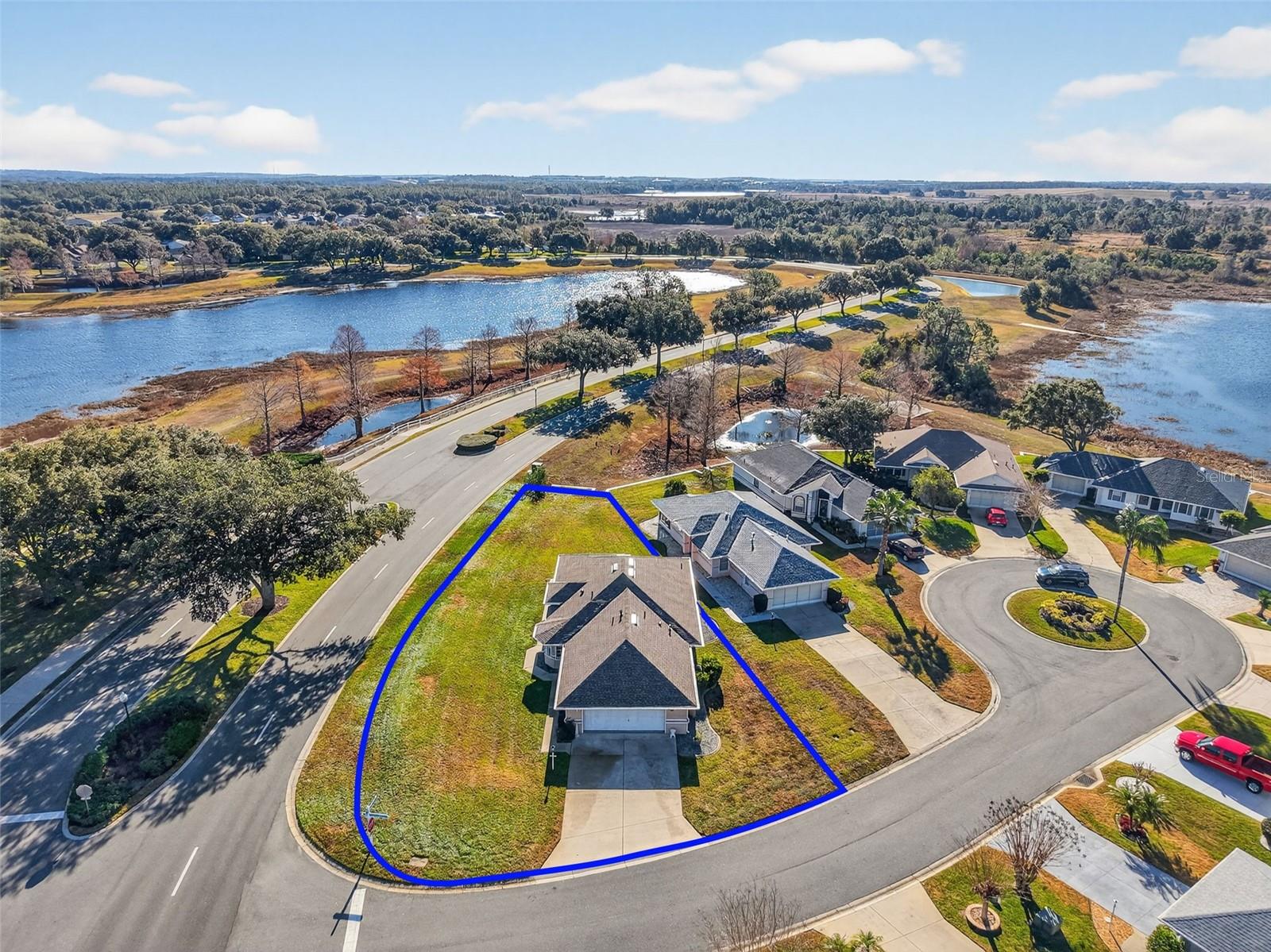 Image 44 of 68 For 21618 Queen Elizabeth Court