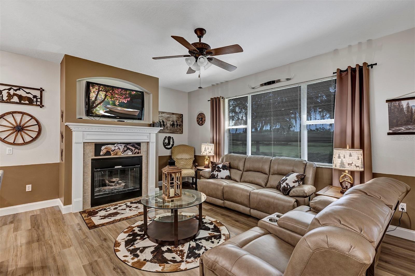 Image 17 of 56 For 3519 Arlington Ridge Boulevard