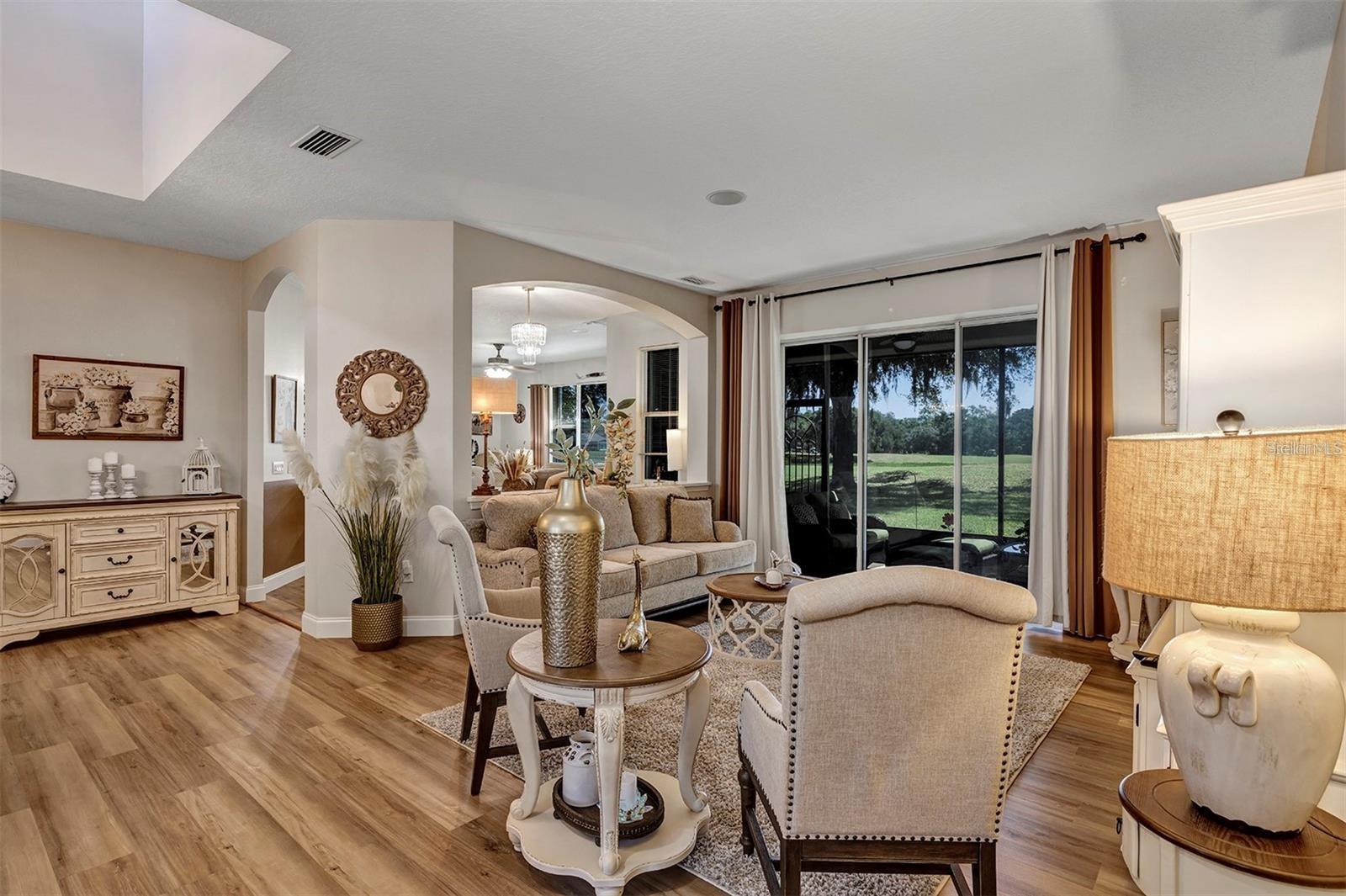 Image 18 of 56 For 3519 Arlington Ridge Boulevard