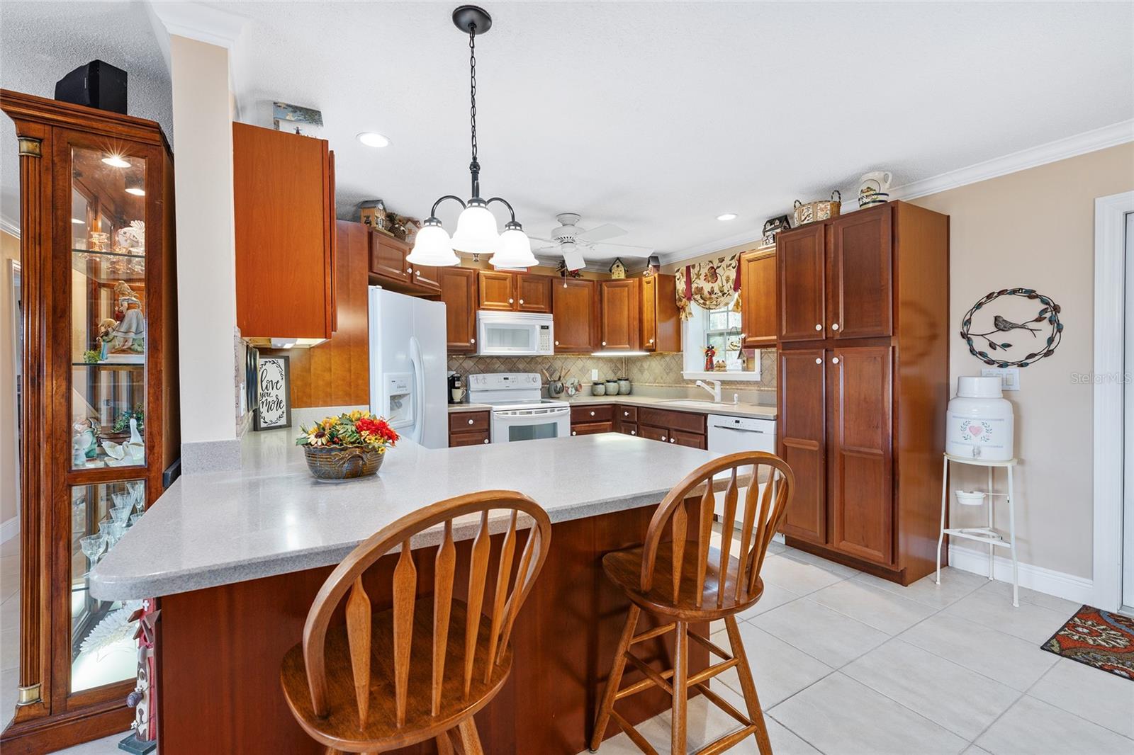 Image 17 of 69 For 98 Mockingbird Lane