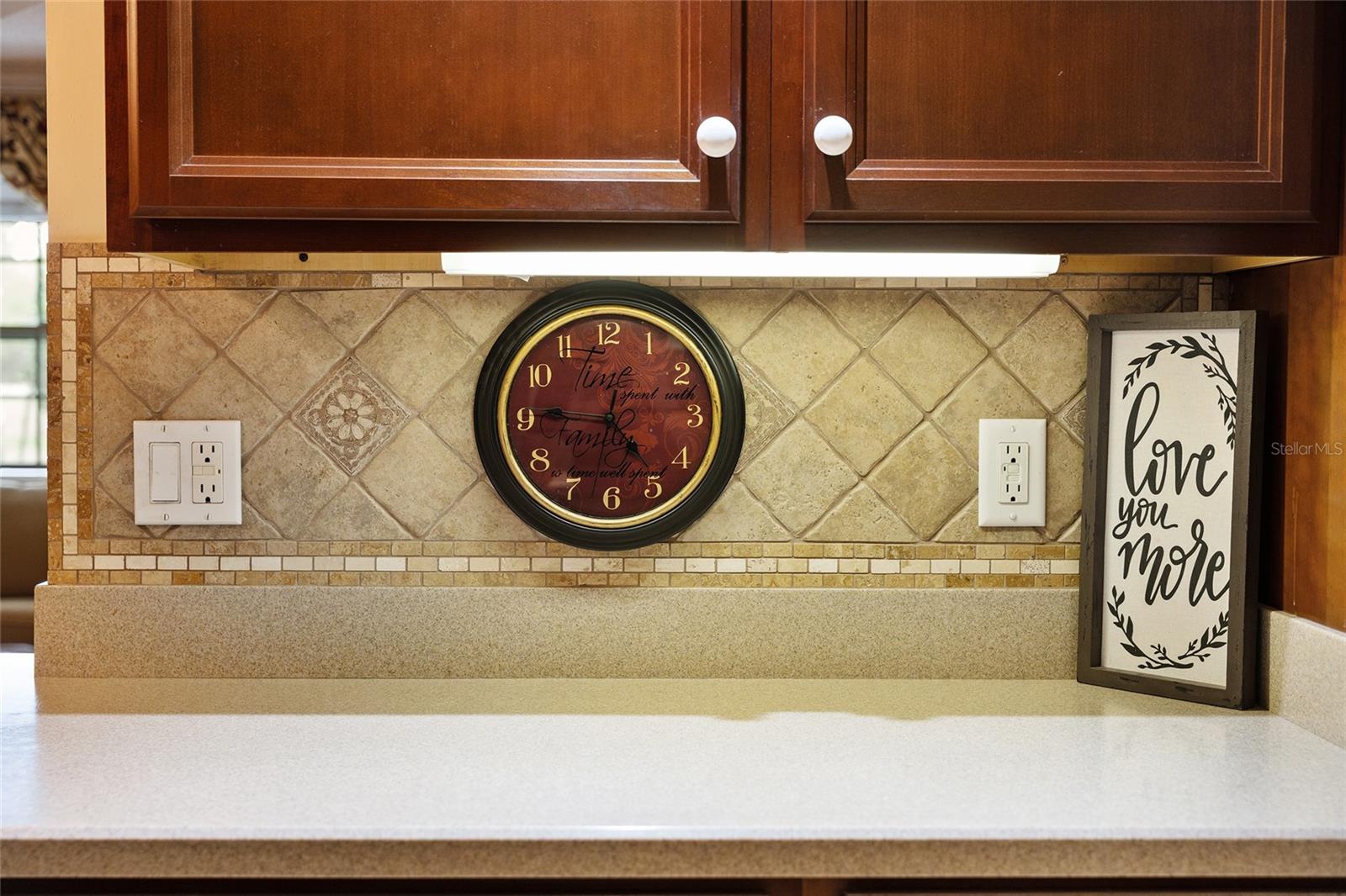 Image 20 of 69 For 98 Mockingbird Lane