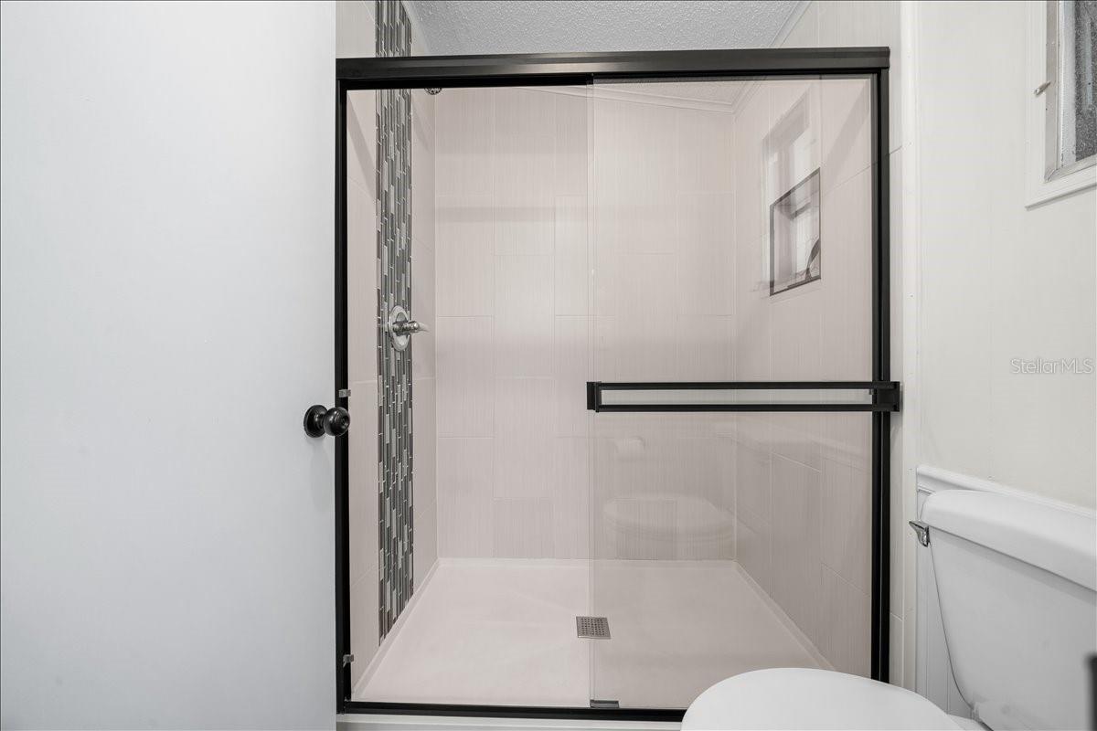 Image 25 of 58 For 1840 Schwartz Boulevard