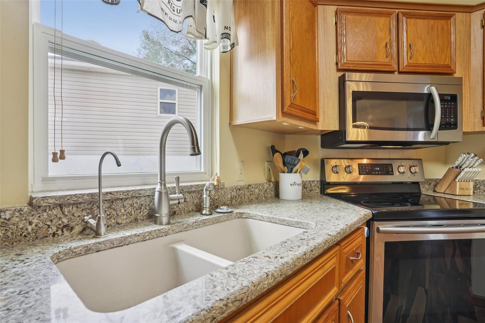 Image 13 of 46 For 1833 Schwartz Boulevard