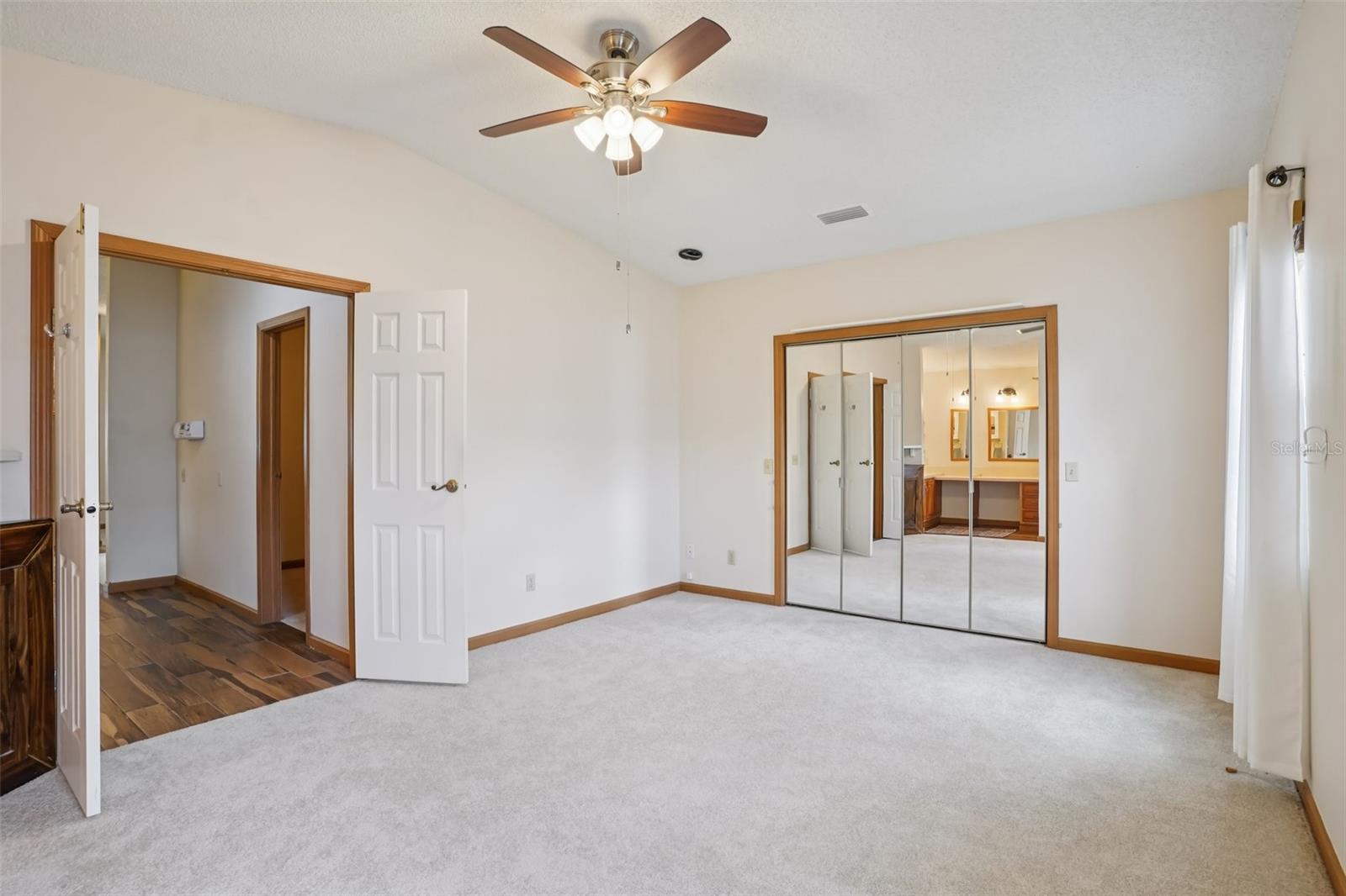 Image 21 of 46 For 1833 Schwartz Boulevard