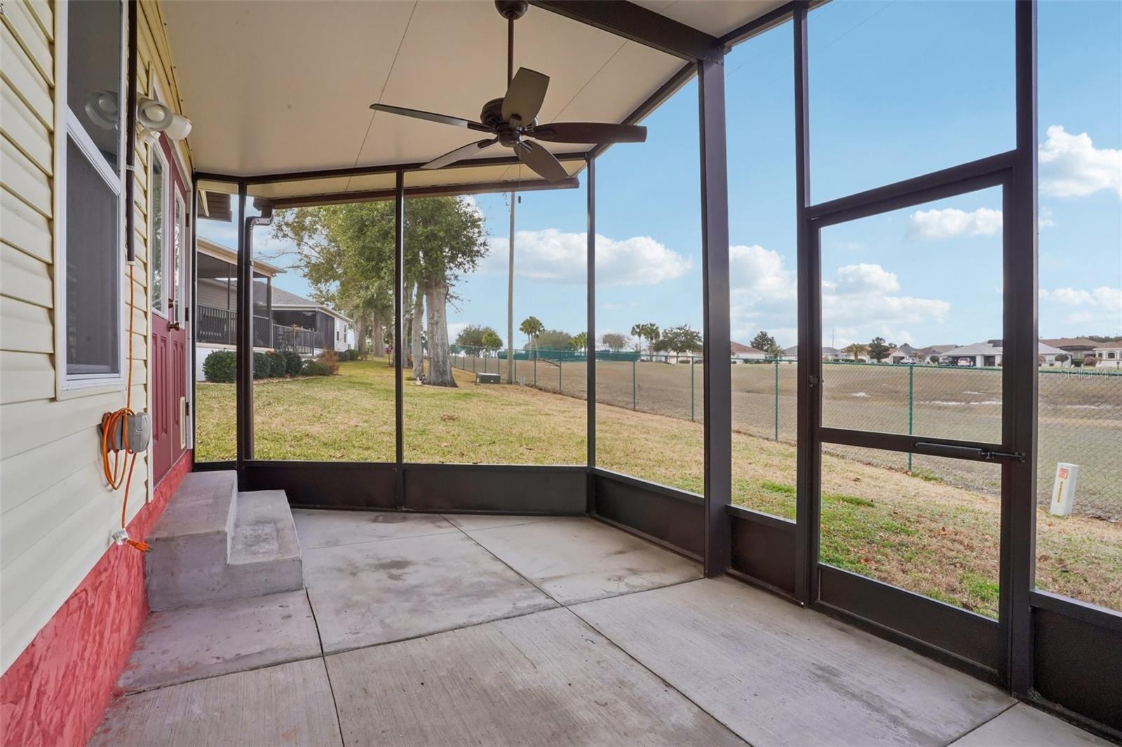 Image 38 of 46 For 1833 Schwartz Boulevard