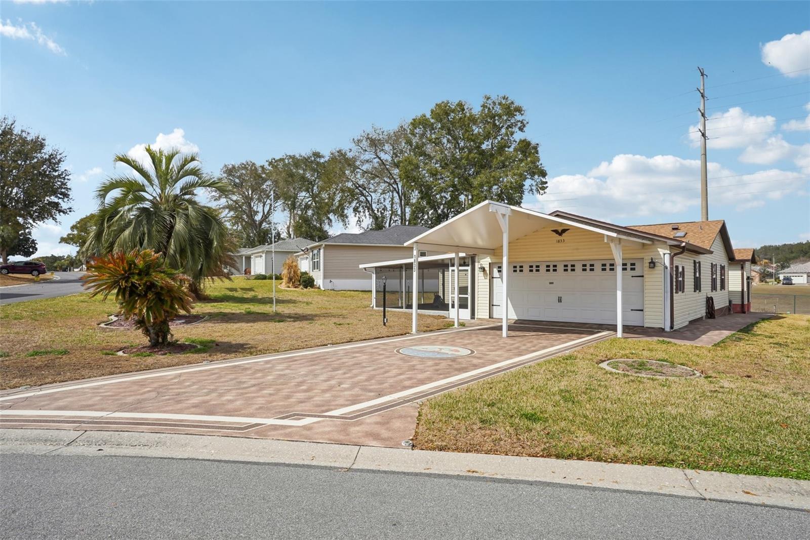 Image 5 of 46 For 1833 Schwartz Boulevard