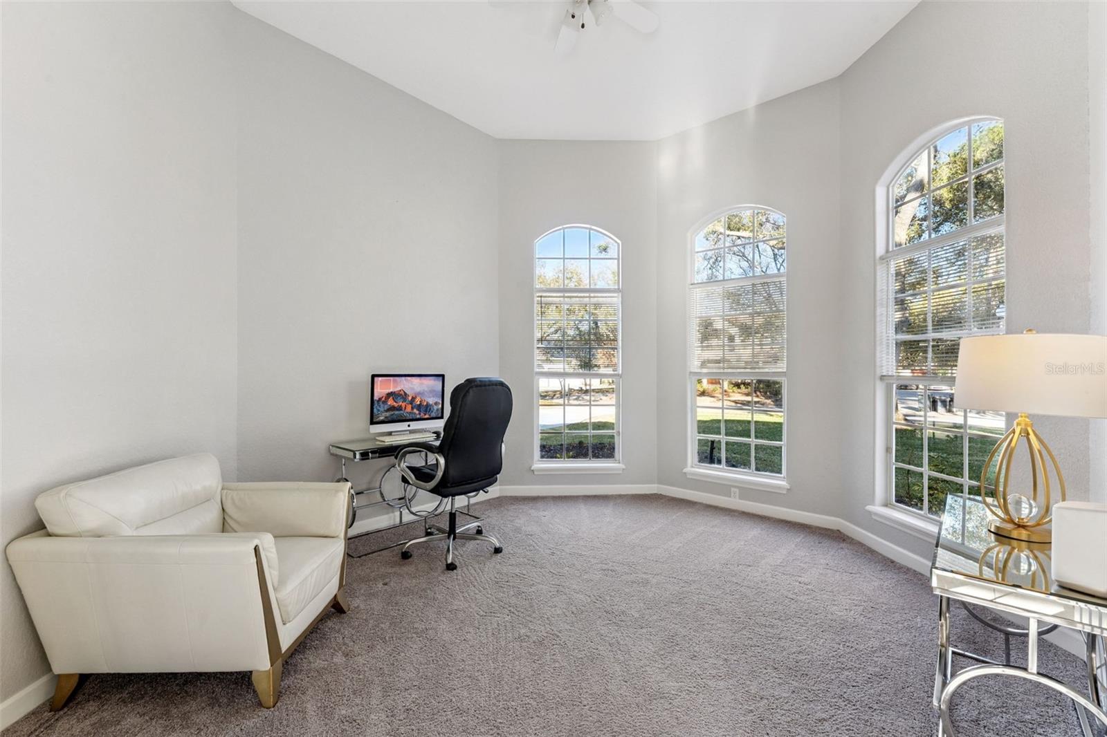 Image 22 of 59 For 9833 Camberley Circle