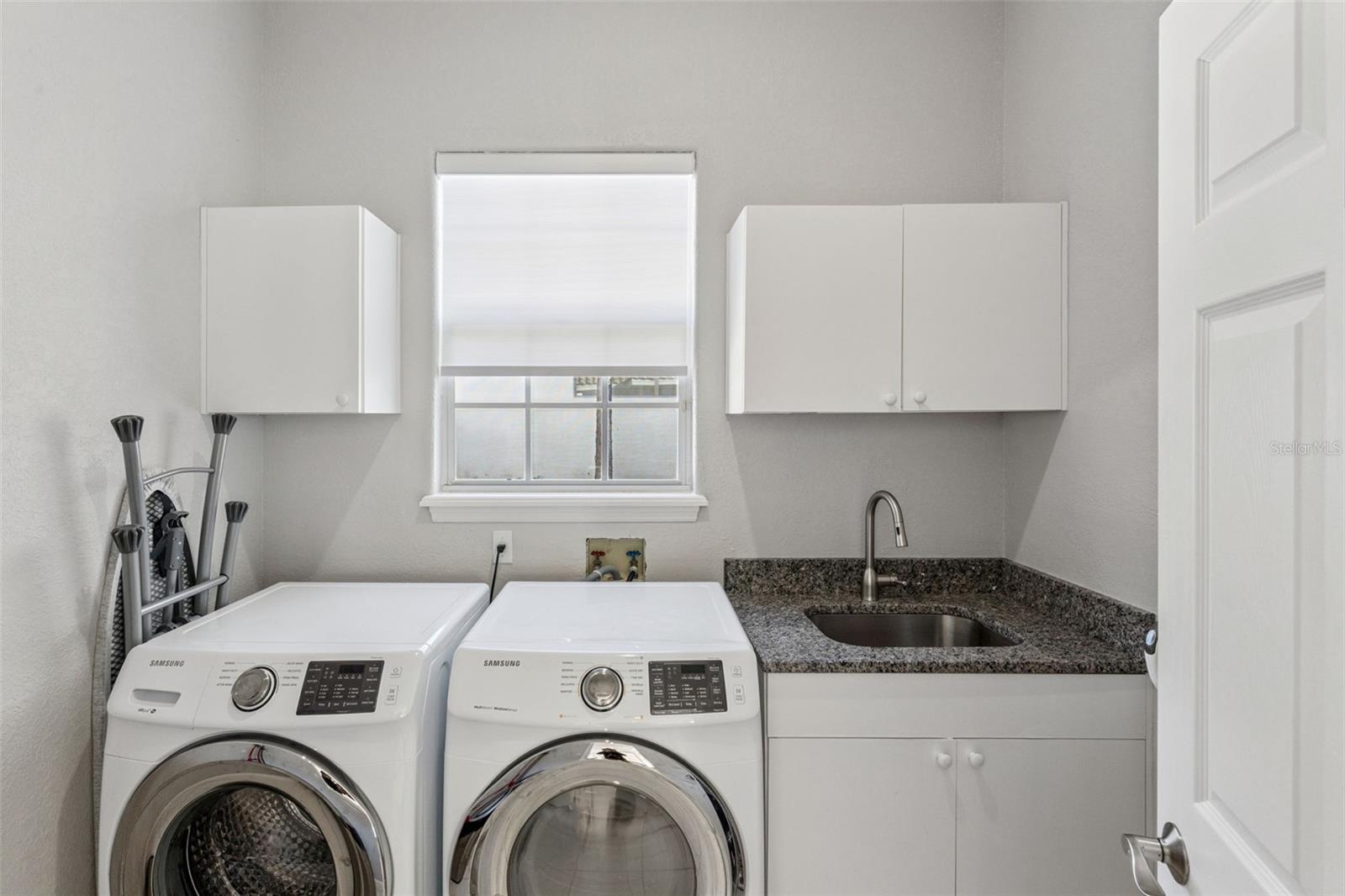 Image 40 of 59 For 9833 Camberley Circle