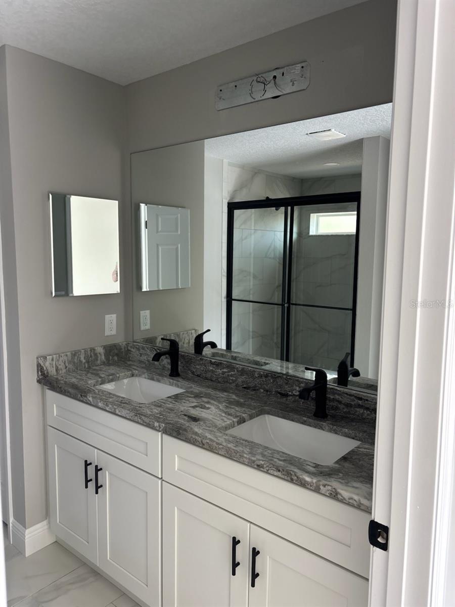 Image 27 of 32 For 11070 Morrell Drive