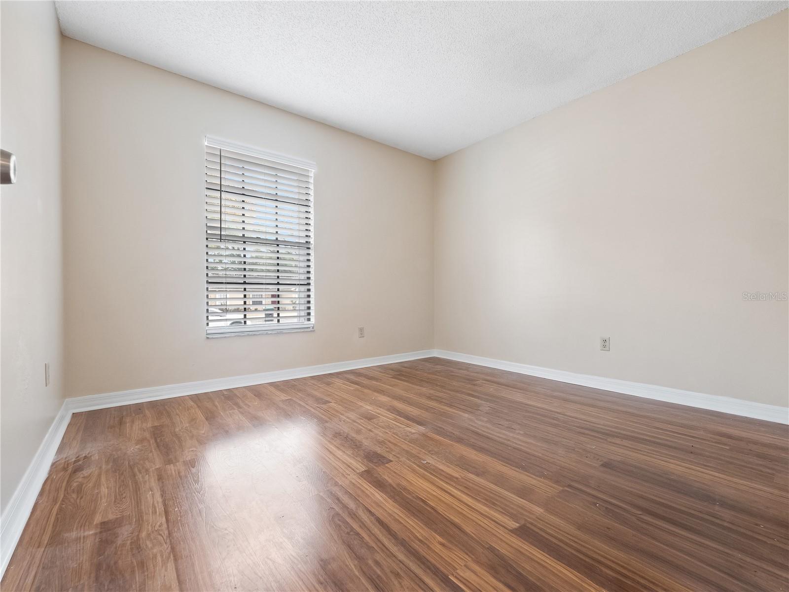 Image 11 of 21 For 6131 Sparling Hills Circle