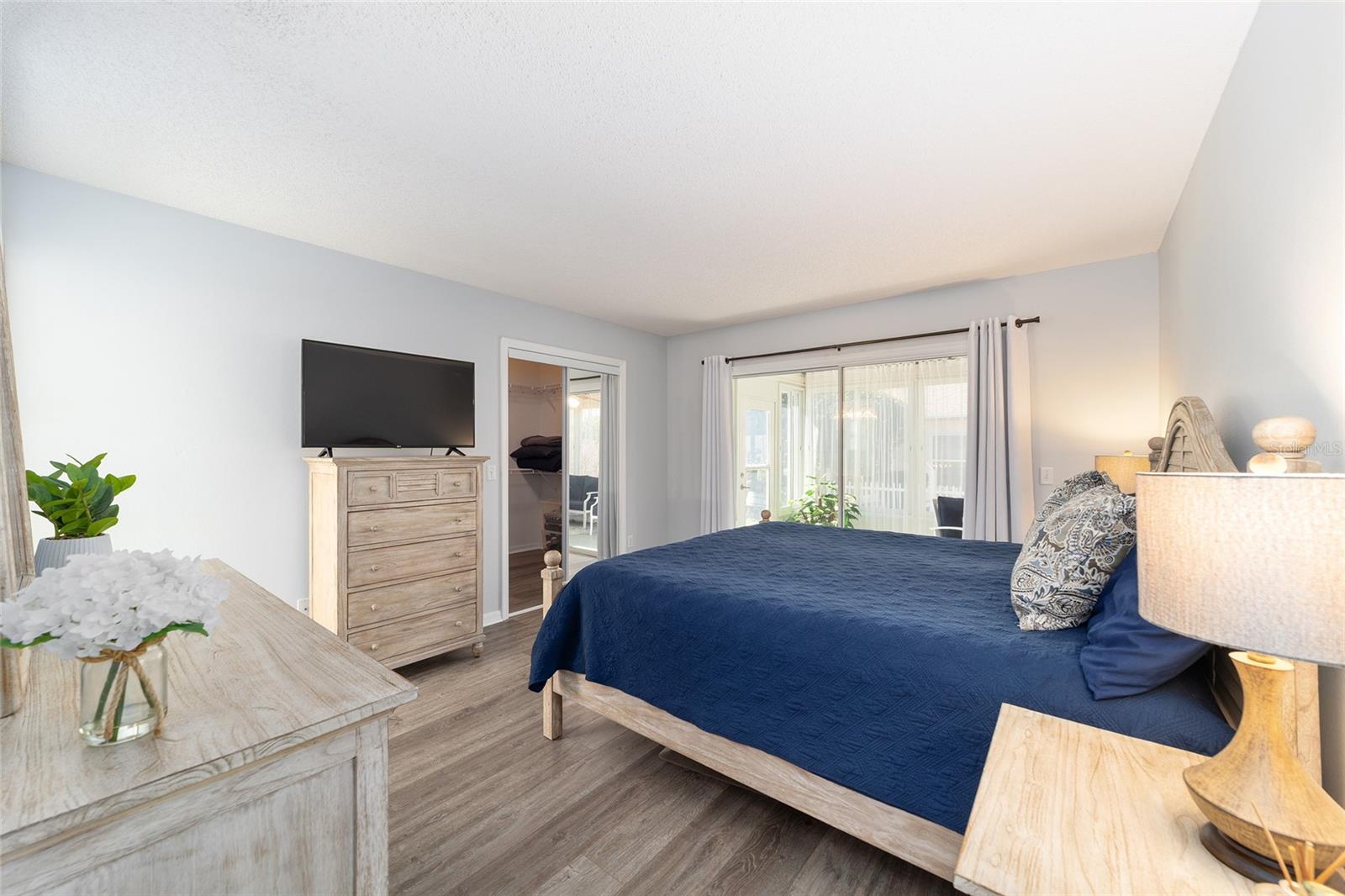 Image 25 of 63 For 640 San Marino Drive