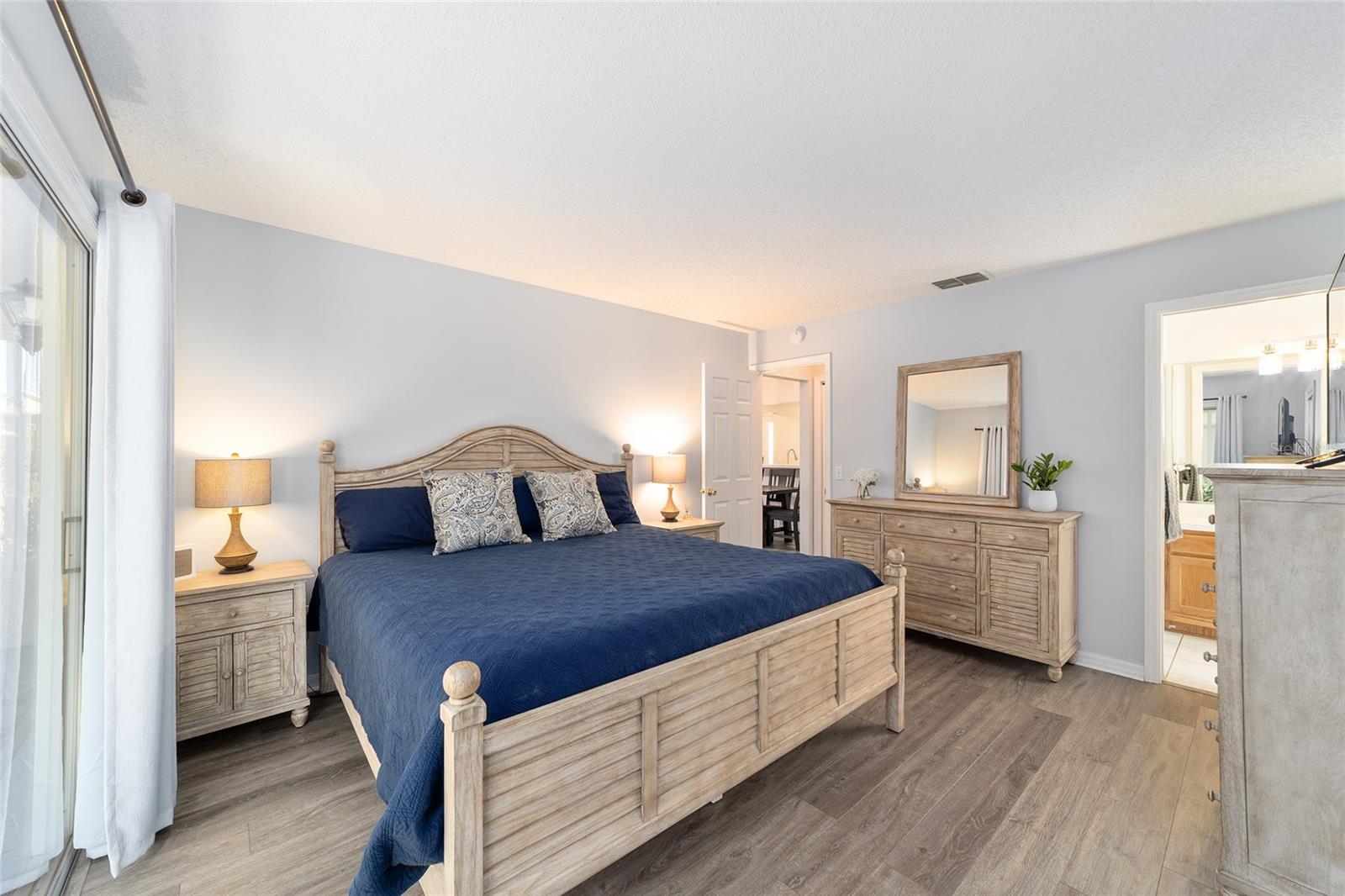 Image 26 of 63 For 640 San Marino Drive