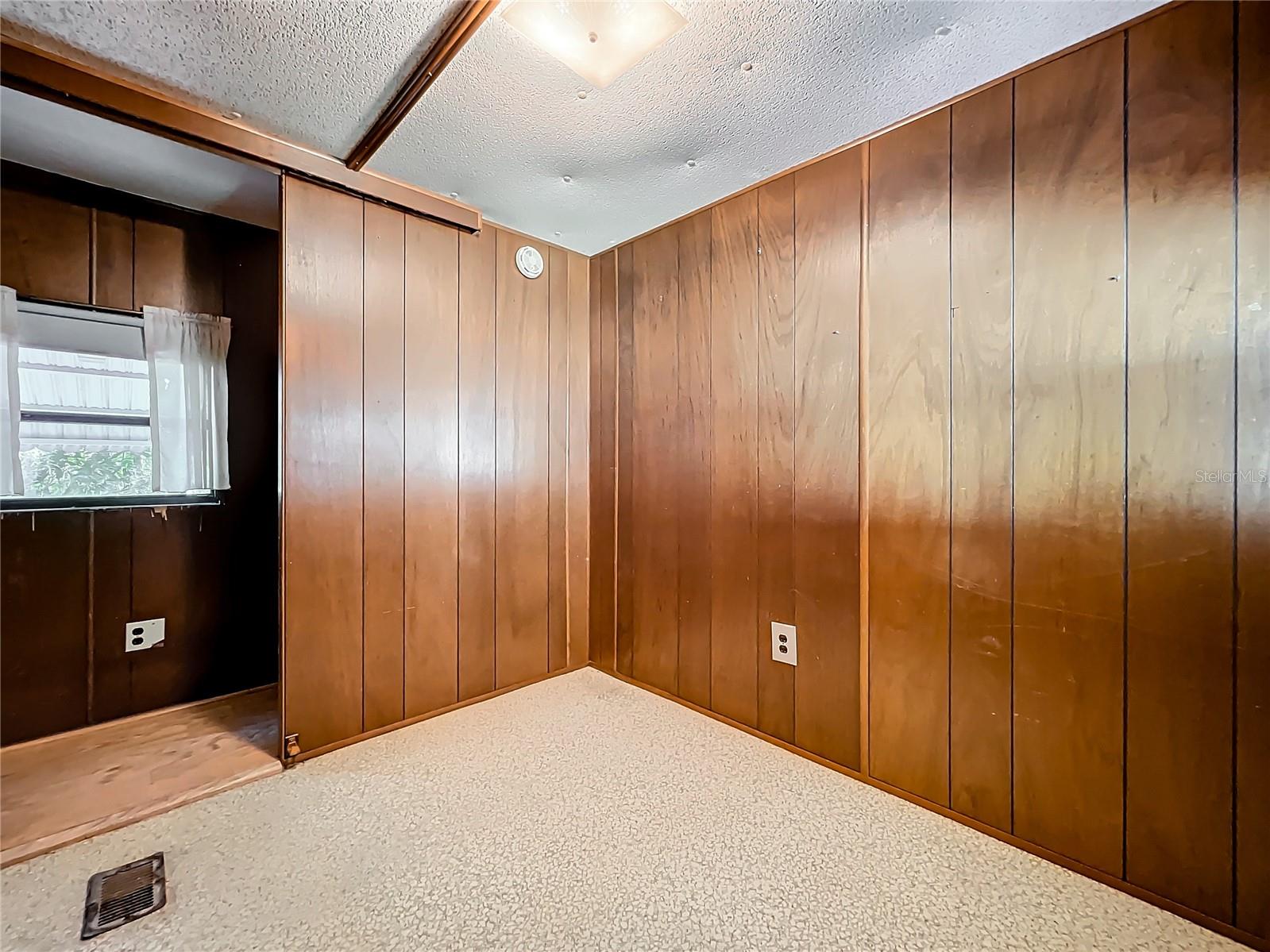 Image 23 of 31 For 13145 Plum Lake Cir