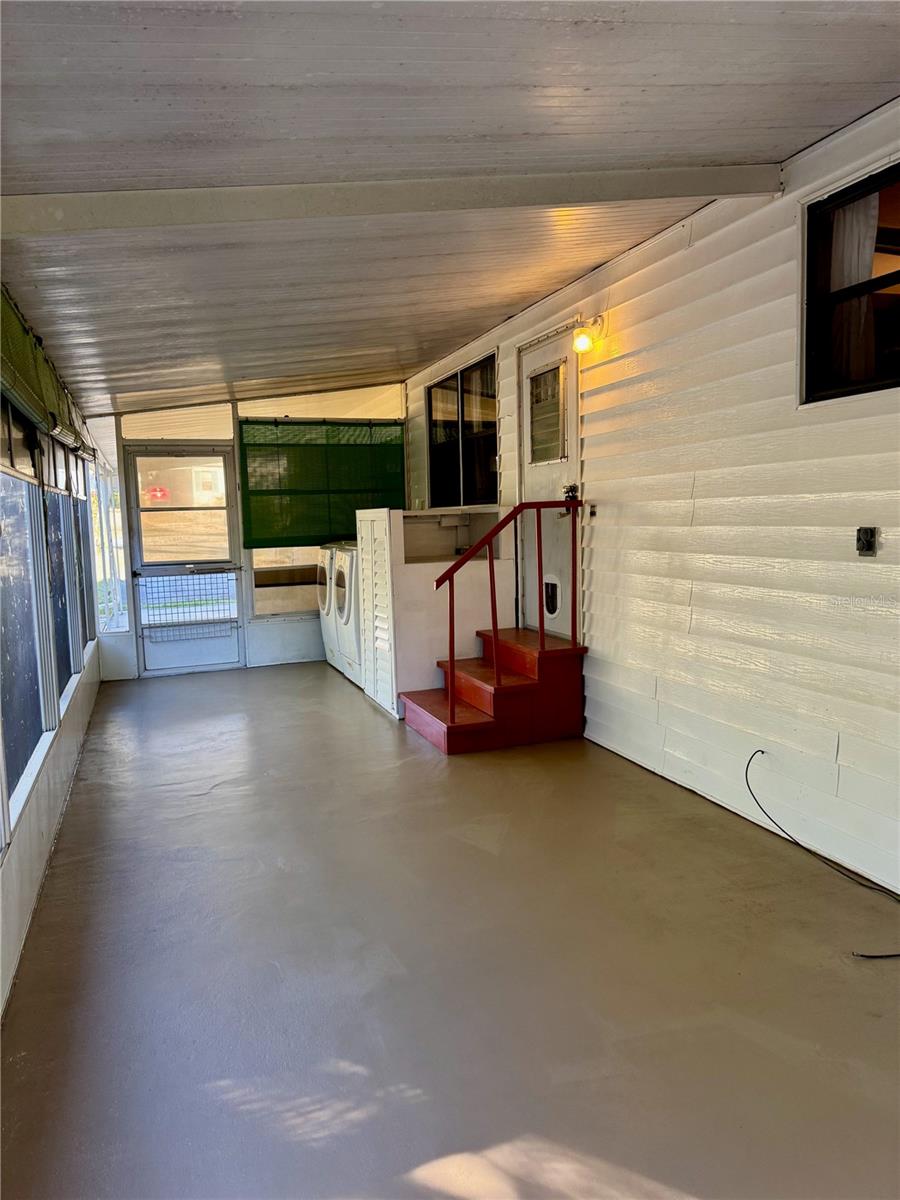 Image 7 of 31 For 13145 Plum Lake Cir