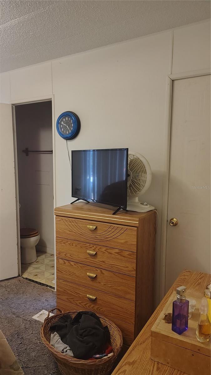 Image 17 of 30 For 5900 37th Street