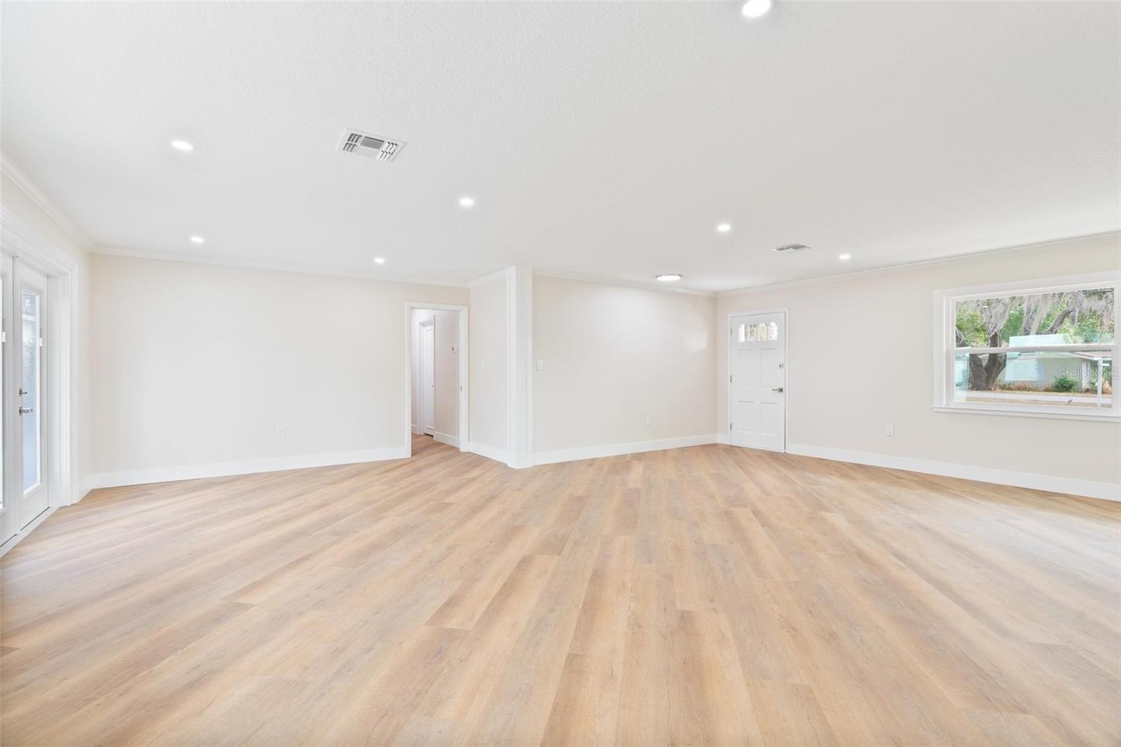 Image 11 of 50 For 1310 Crooked Lake Drive