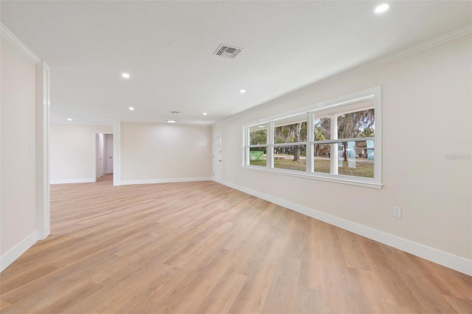 Image 16 of 50 For 1310 Crooked Lake Drive