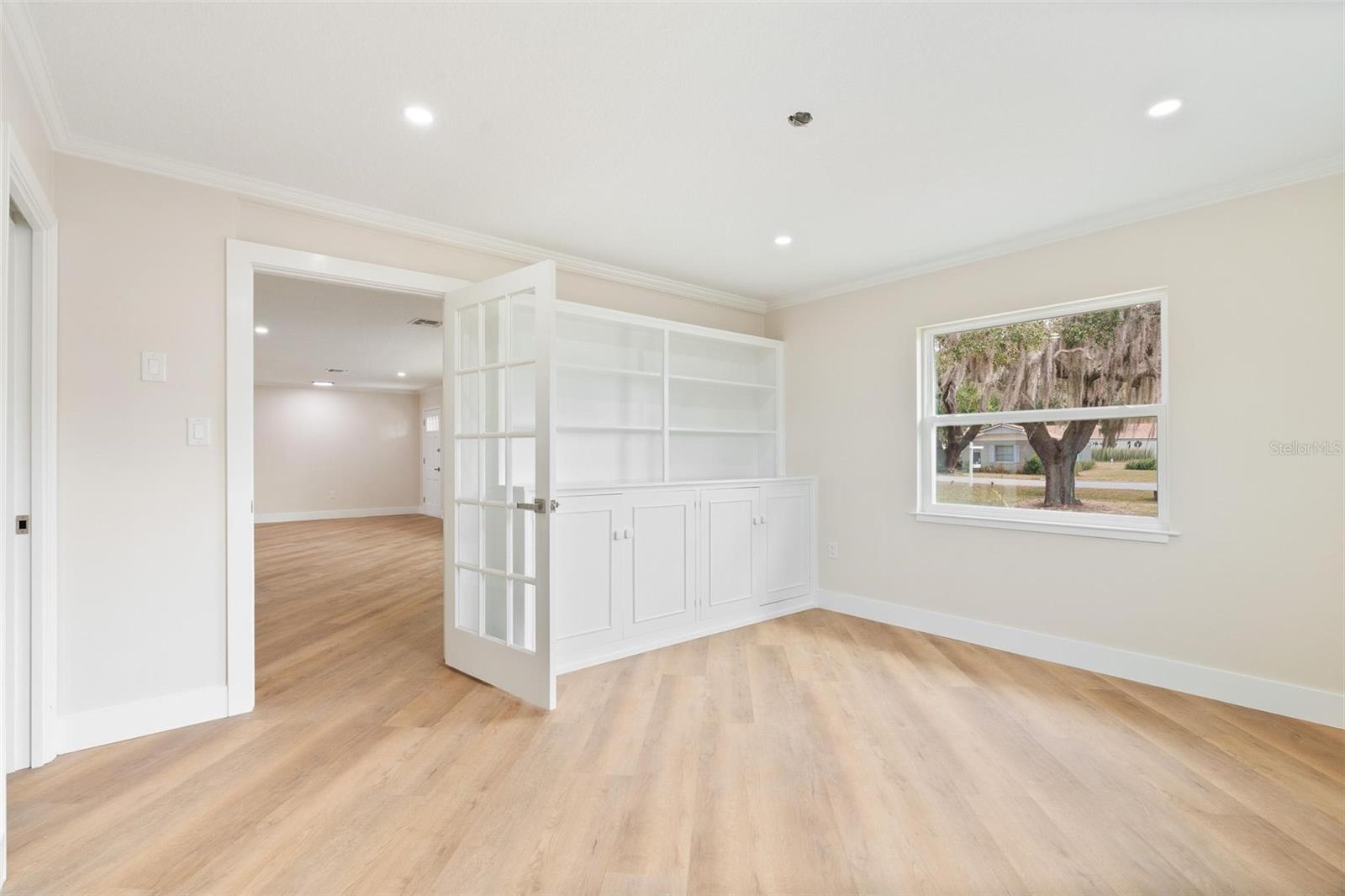 Image 25 of 50 For 1310 Crooked Lake Drive