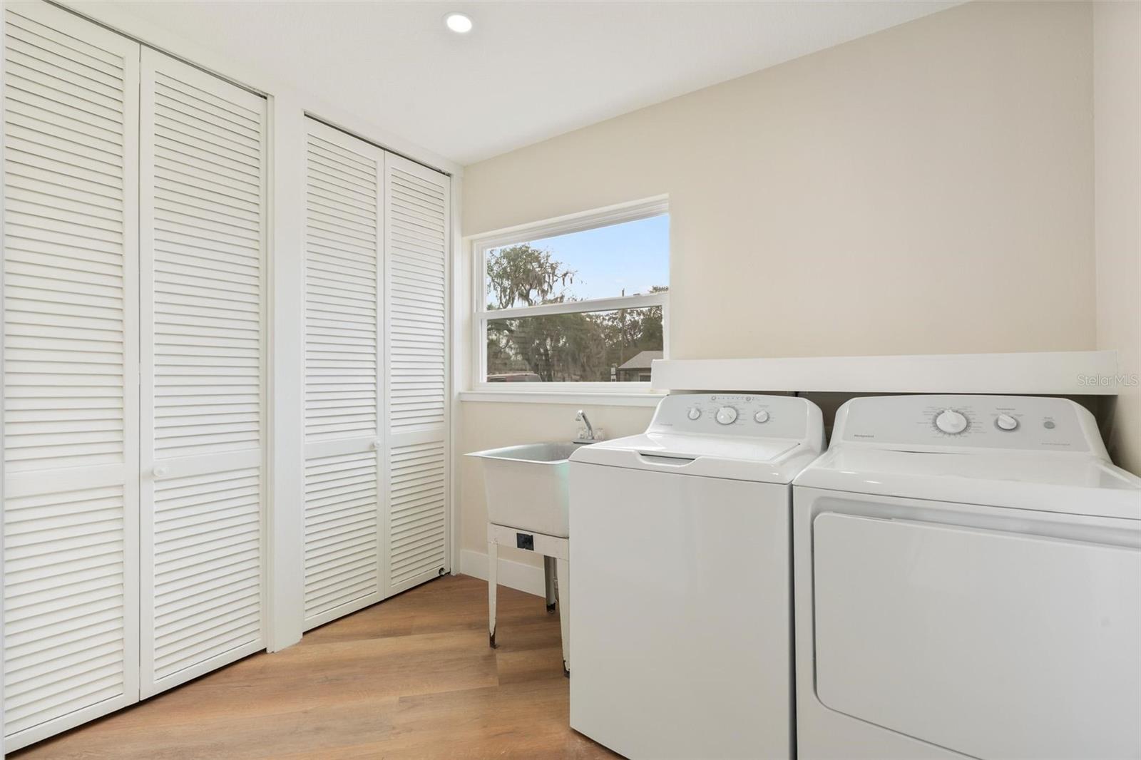 Image 28 of 50 For 1310 Crooked Lake Drive